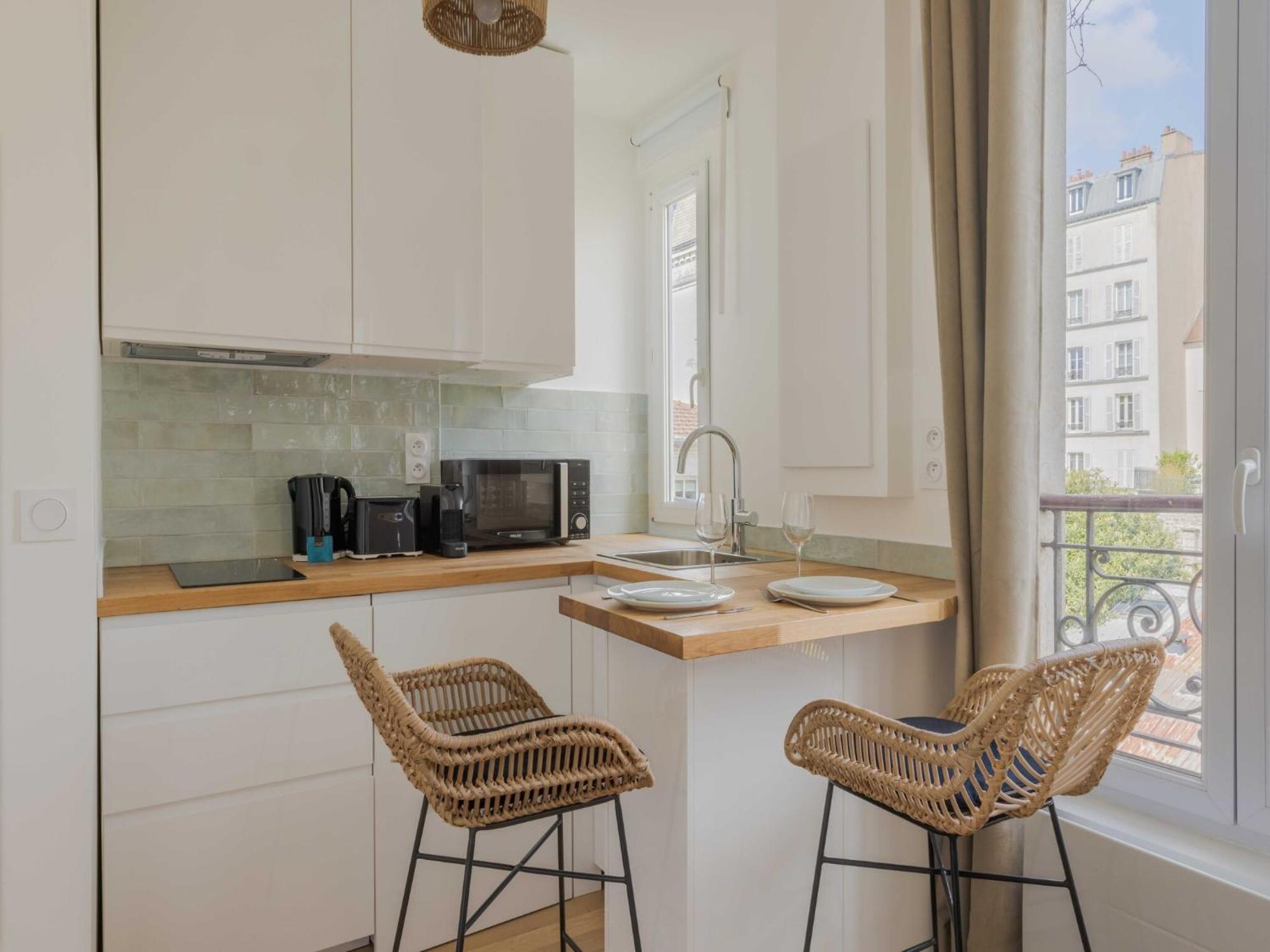 1bdr Passage Des Abbesses