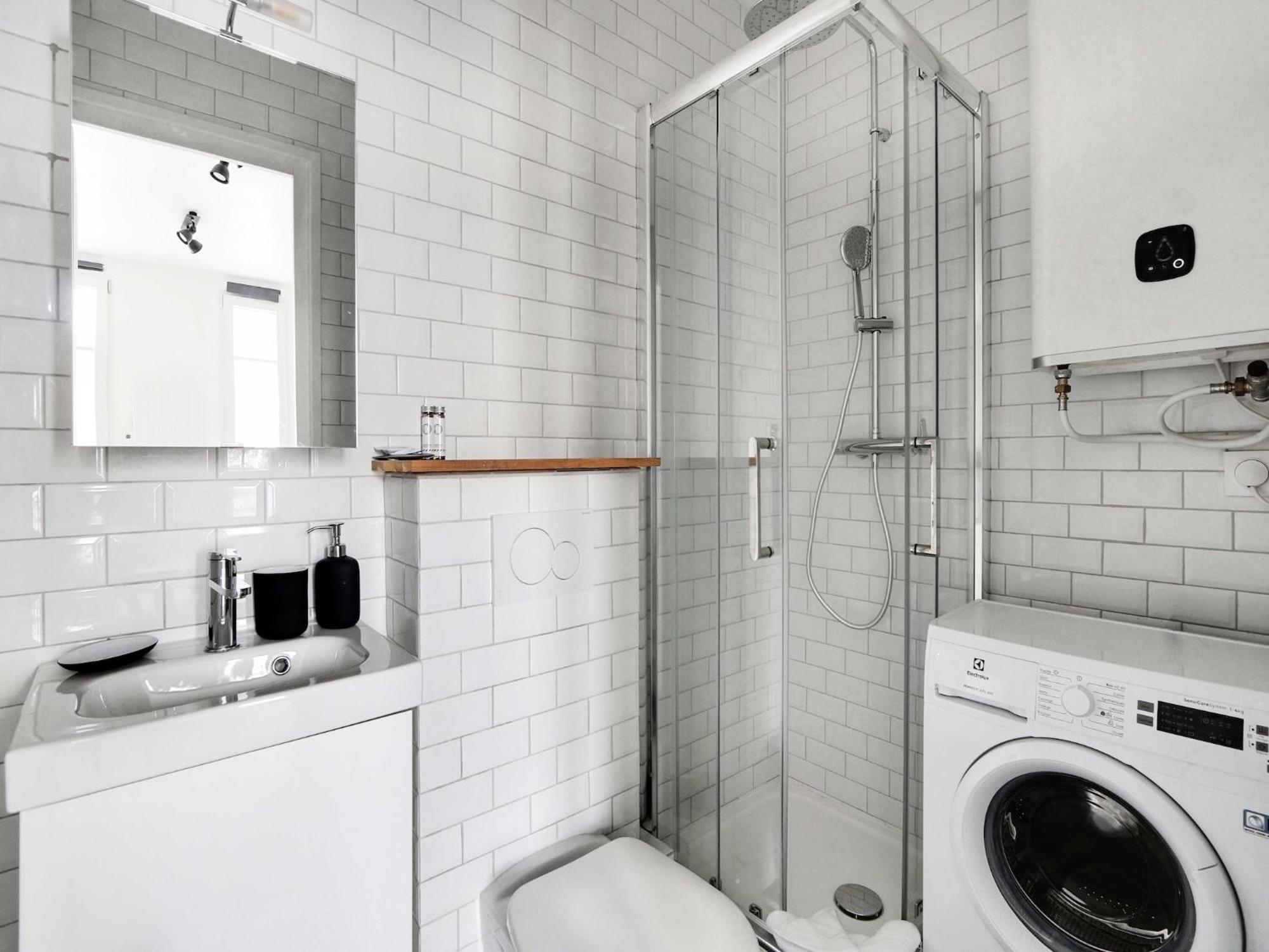 Charming - Jonquiere Paris
