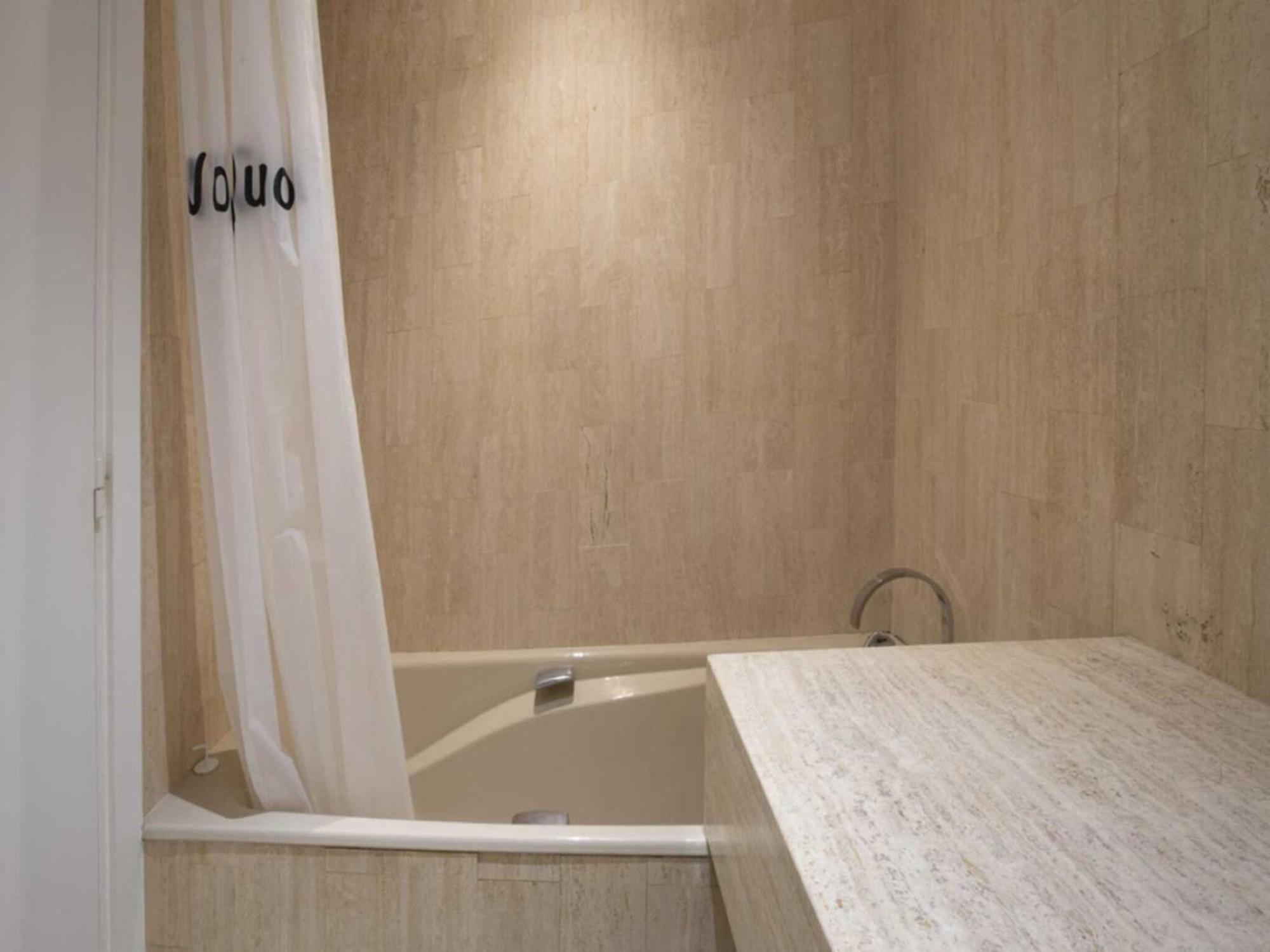 Apartment Super 2p Av Foch - Dauphine - Mobility Lease *