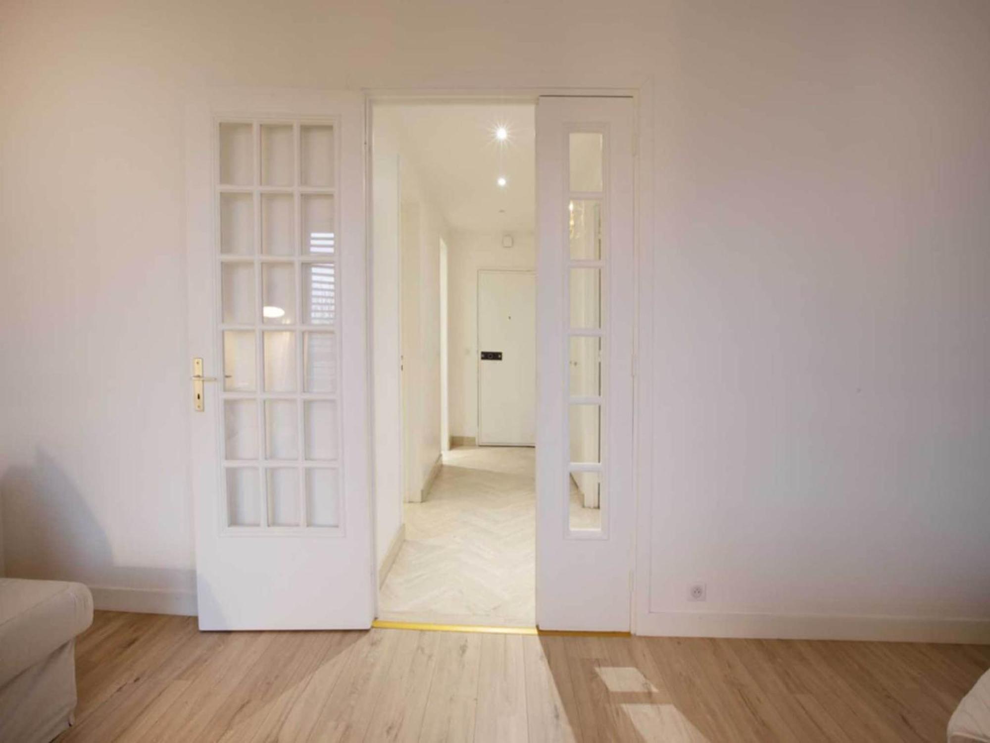 Super 2p Av Foch - Dauphine - Mobility Lease Apartment *