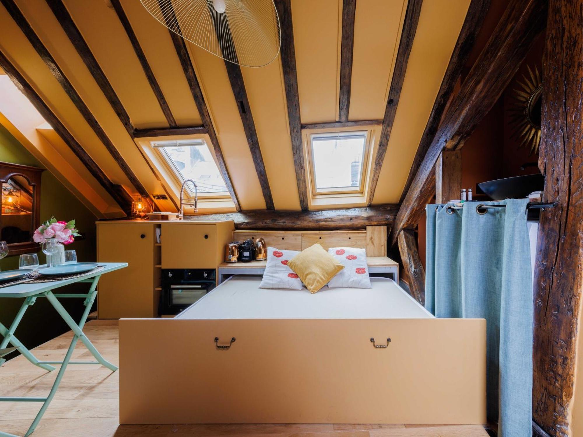 Apartment Atypical Near Jardin Du Luxembourg - Mobility Lease Paris