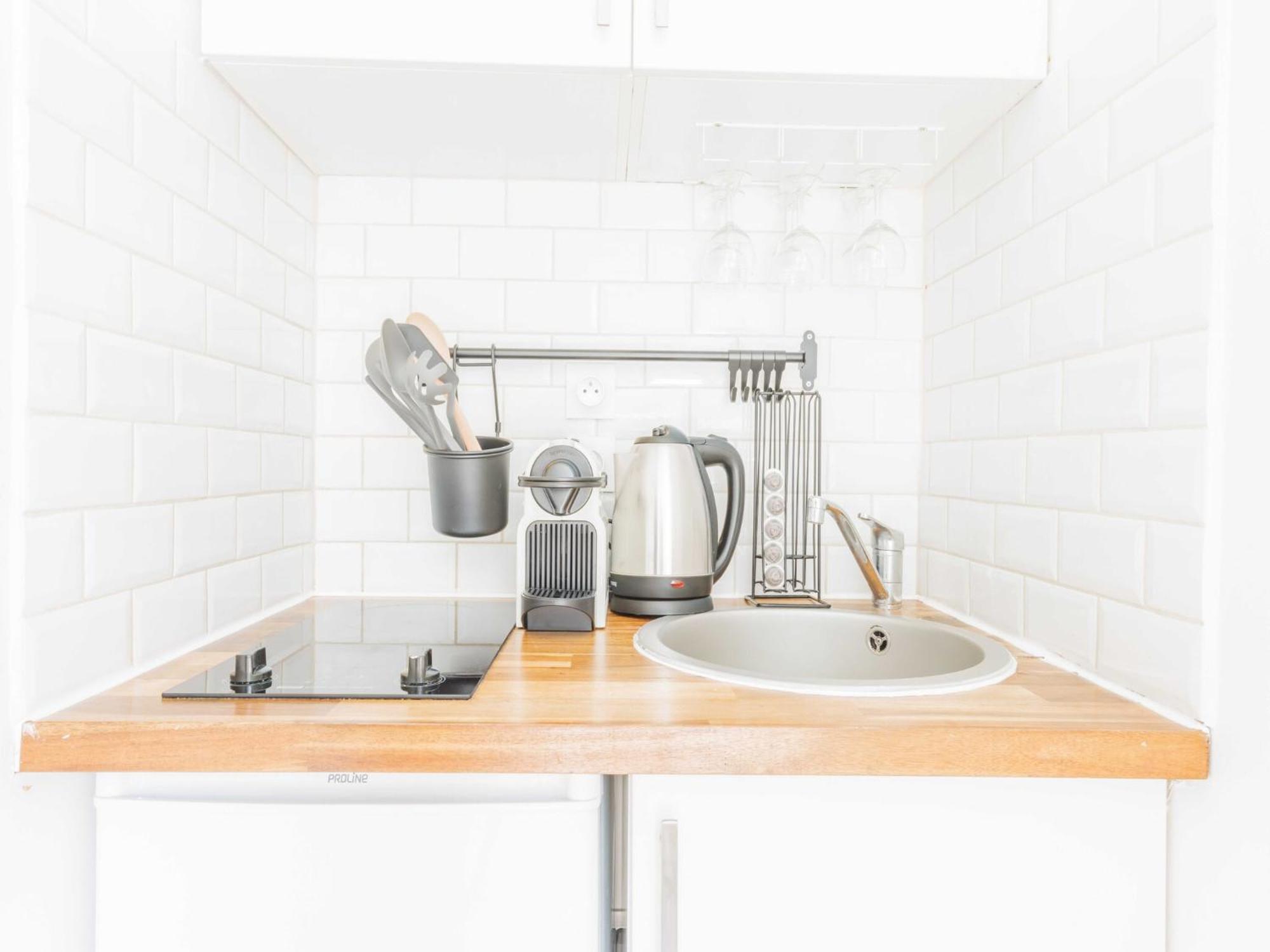 Apartment Charming Near Parc Monceau - Mobility Lease Paris