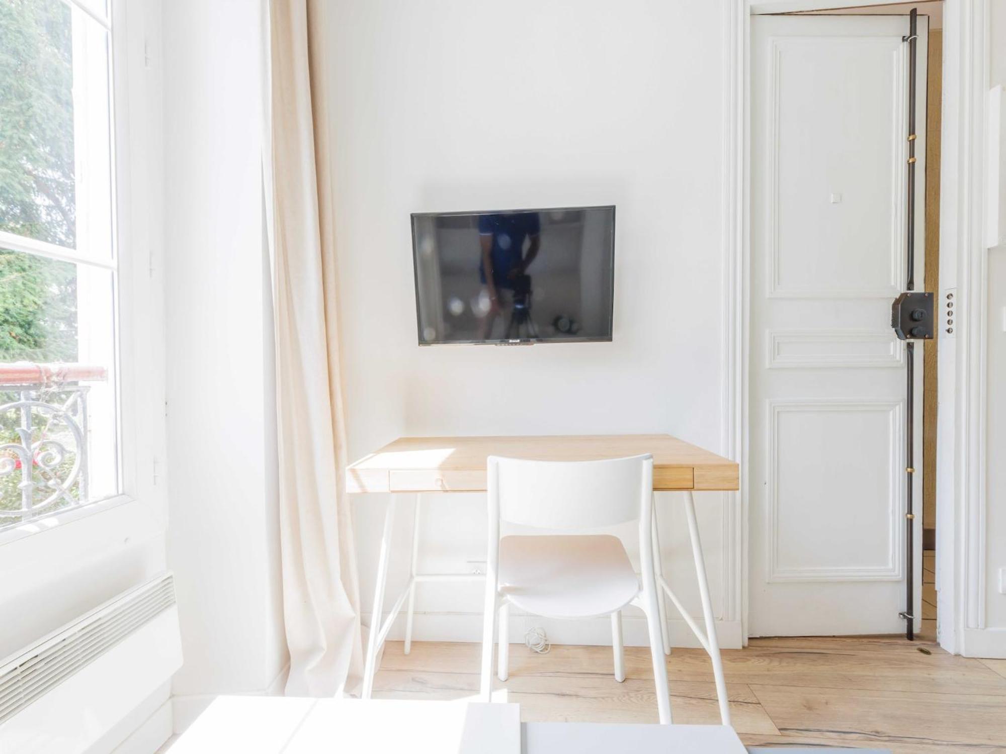 Apartment Charming Near Parc Monceau - Mobility Lease