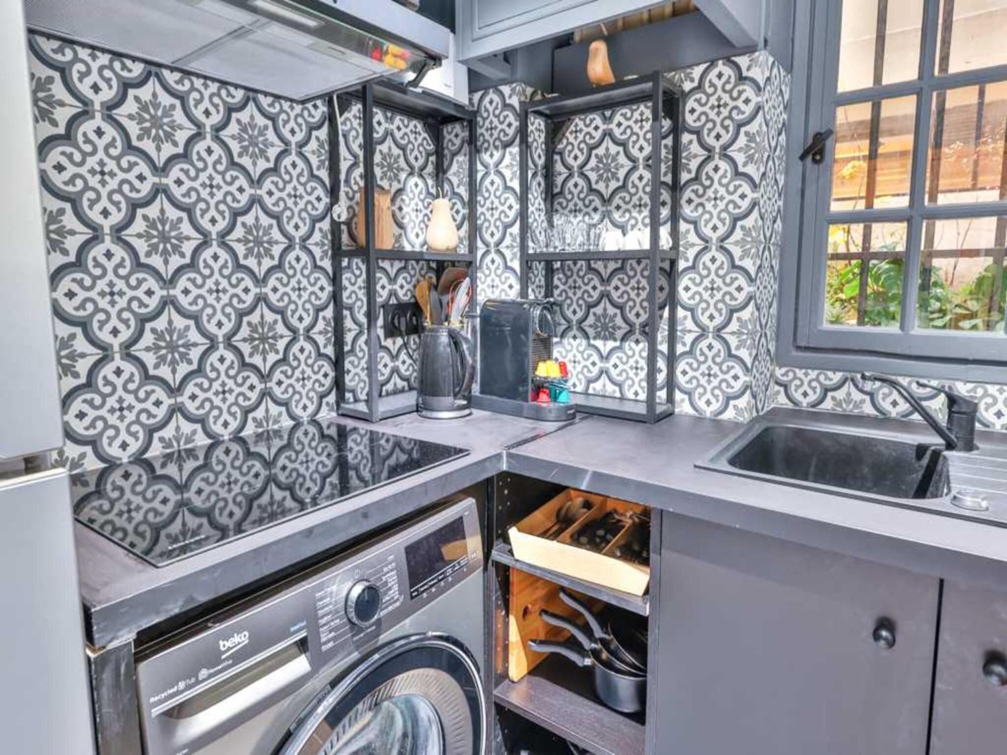 Apartment Modern Flat - Passage Des Petites Ecuries - Mobility Lease