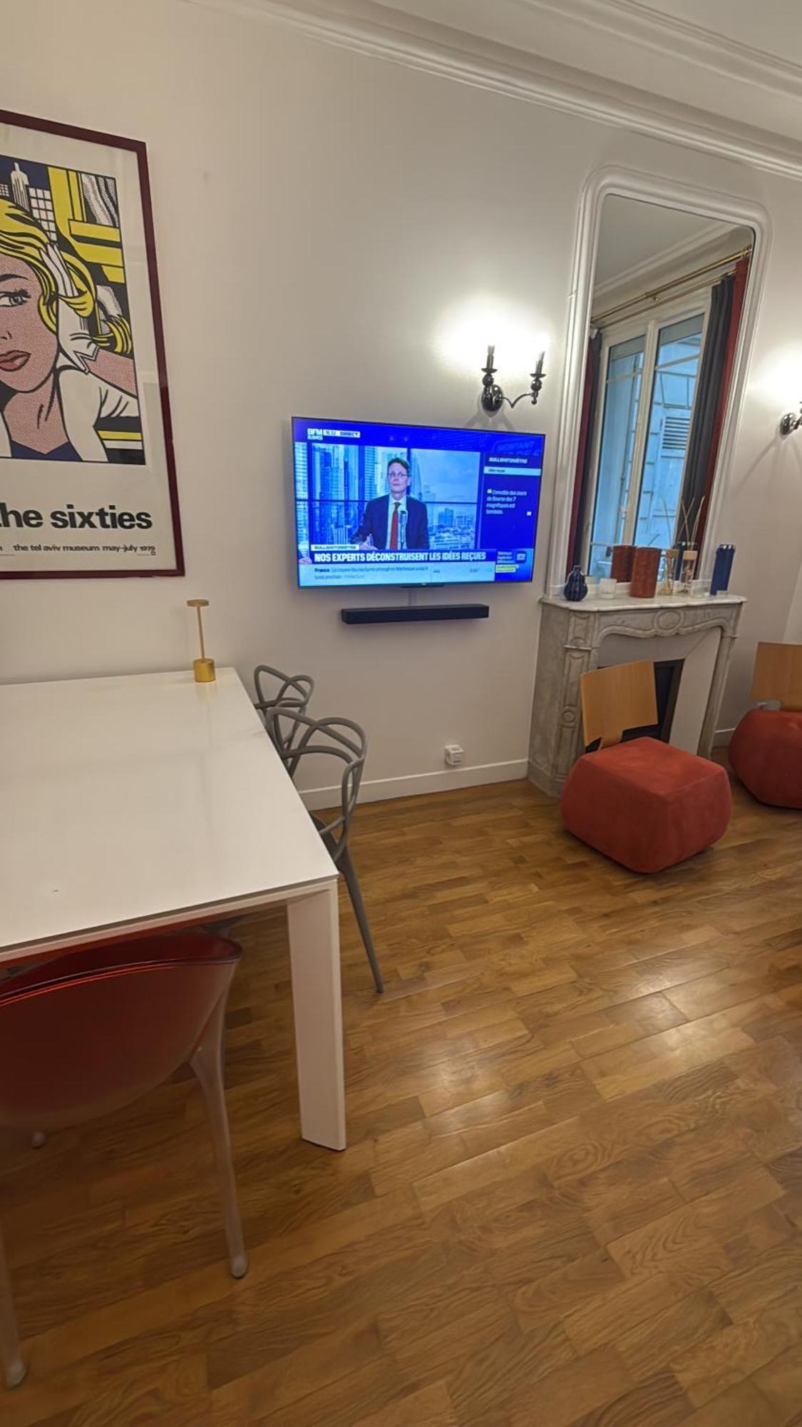Charming 2 Bedroom With Huge Private Terrace Appartement