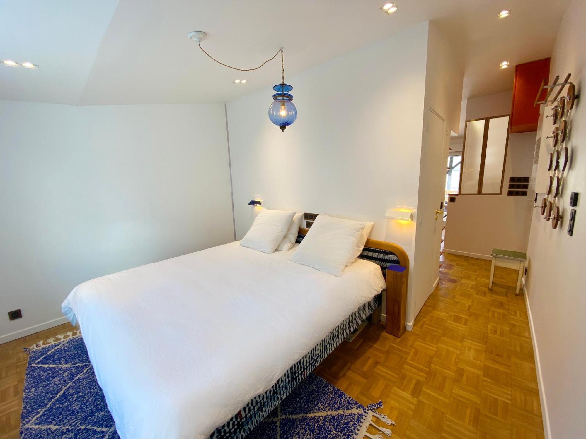 Calme Absolu Et Terrasse A Bastille Apartment