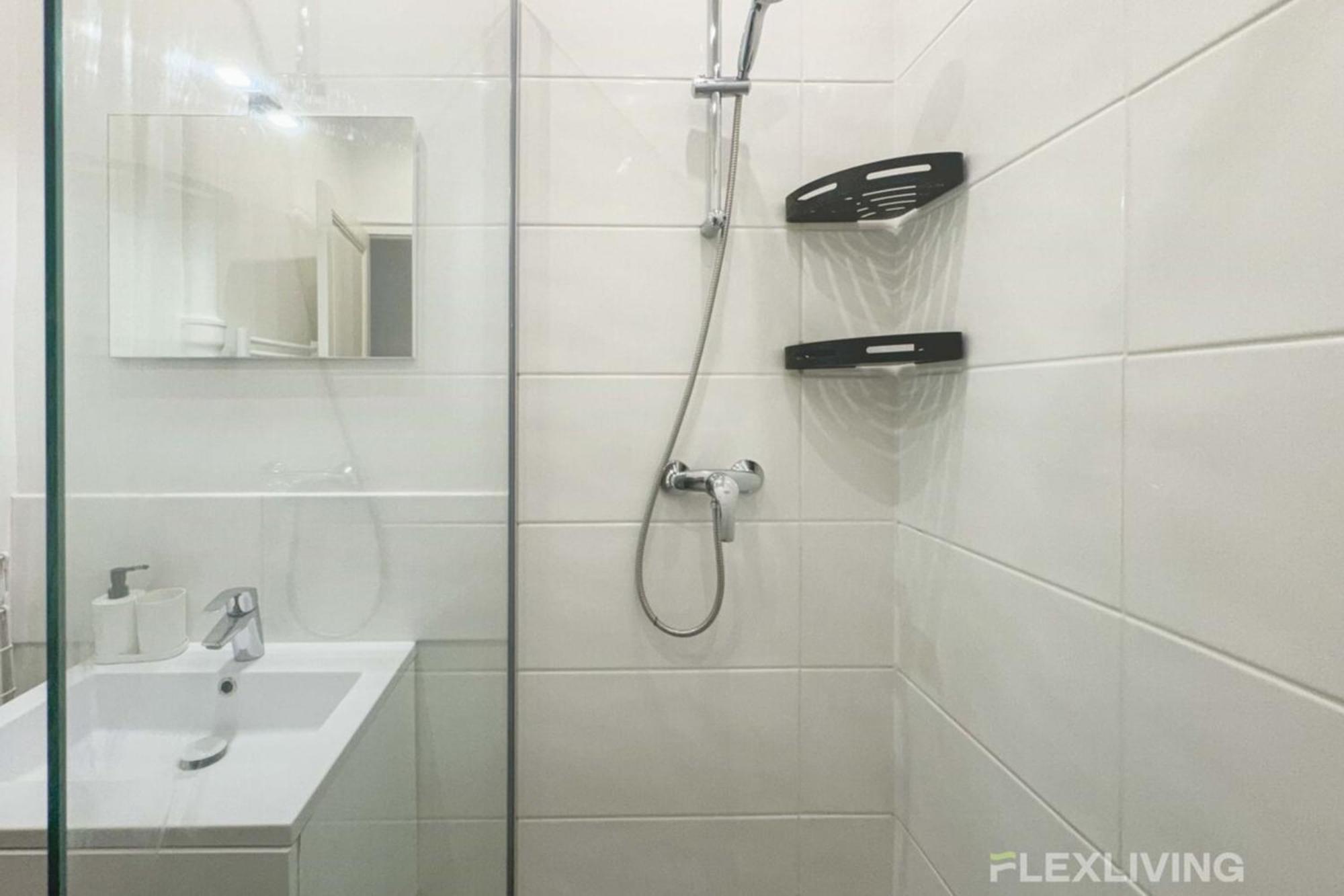 Flexliving - - Alesia Holiday home Paris
