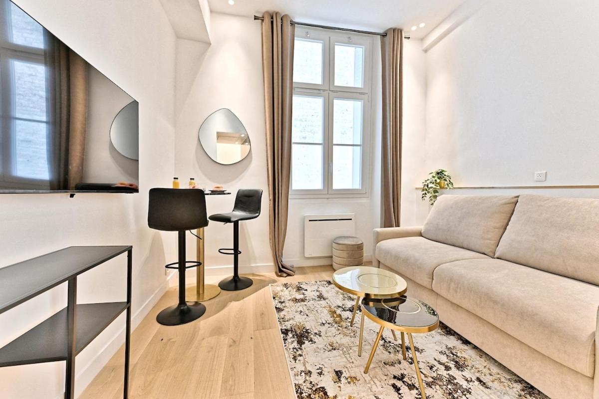 Chic In Paris- Iii Apartment