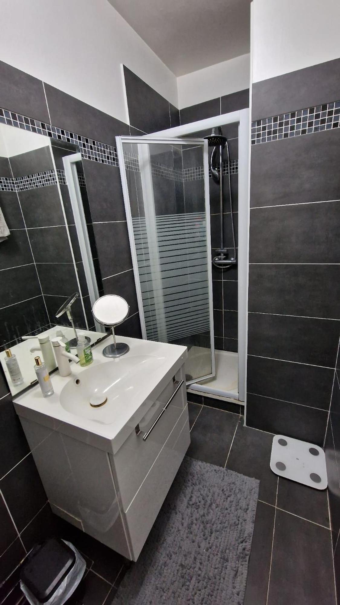 Cosy 1-bedroom - 17 Appartement