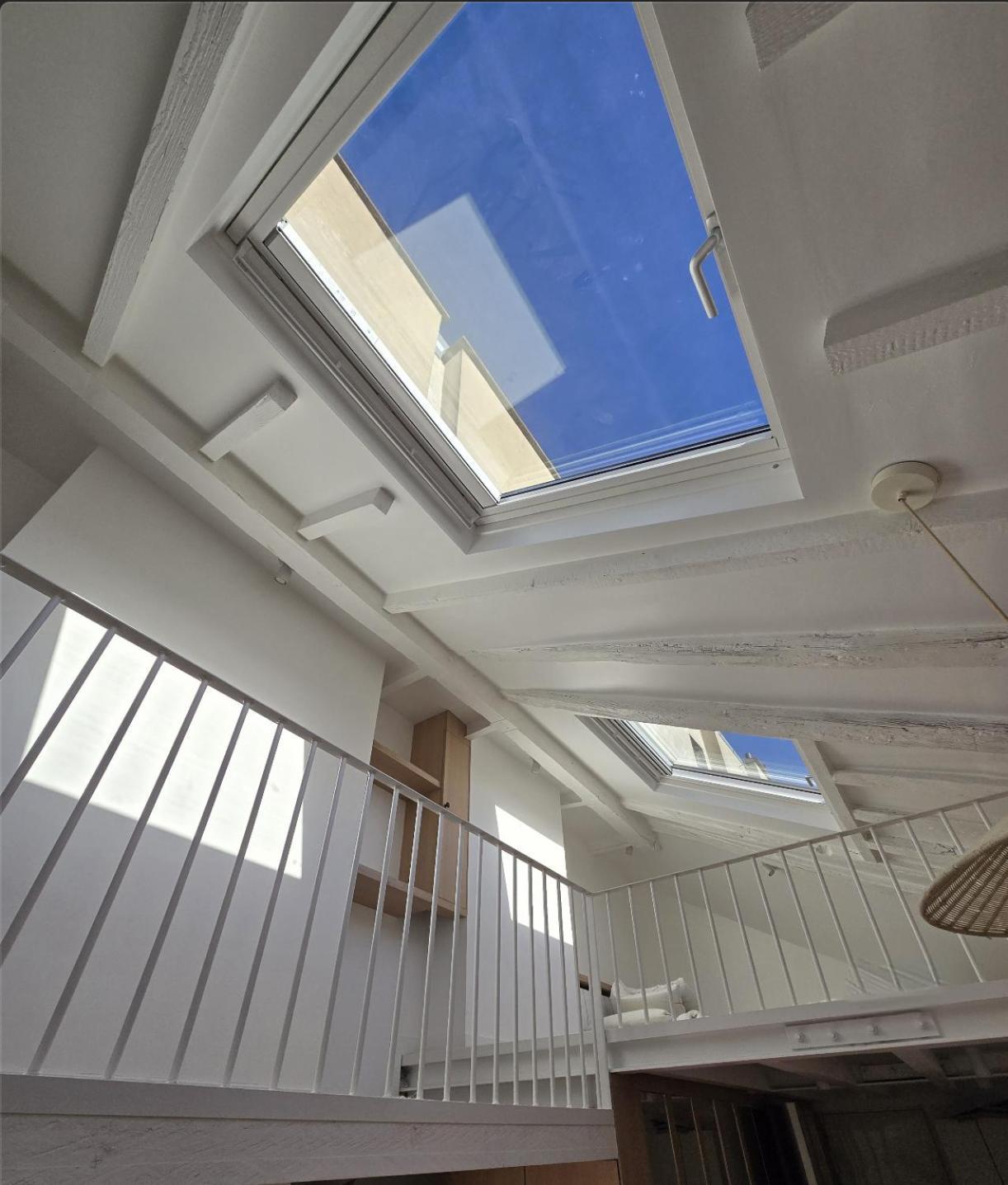 Duplex Plein Sud Refait A Neuf - 2eme - Vue Exceptionnelle Toits Apartment Paris