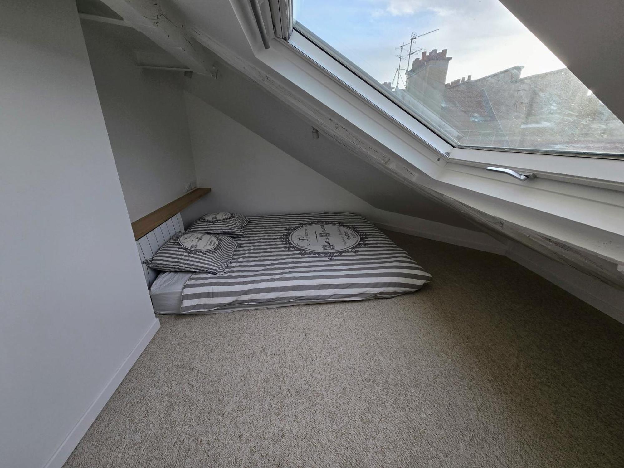 Duplex Plein Sud Refait A Neuf - 2eme - Vue Exceptionnelle Toits Apartment Paris