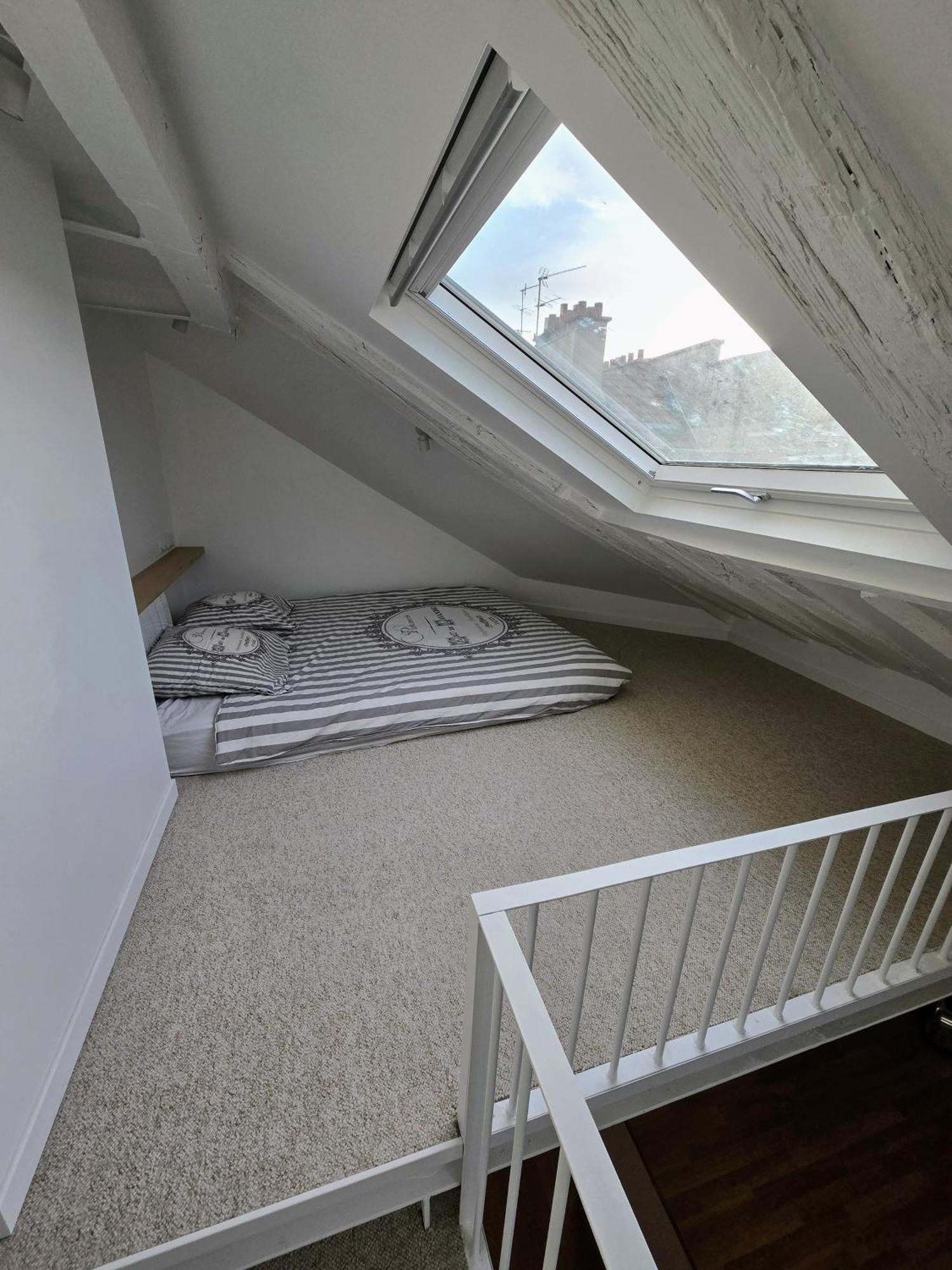 Duplex Plein Sud Refait A Neuf - 2eme - Vue Exceptionnelle Toits Apartment *