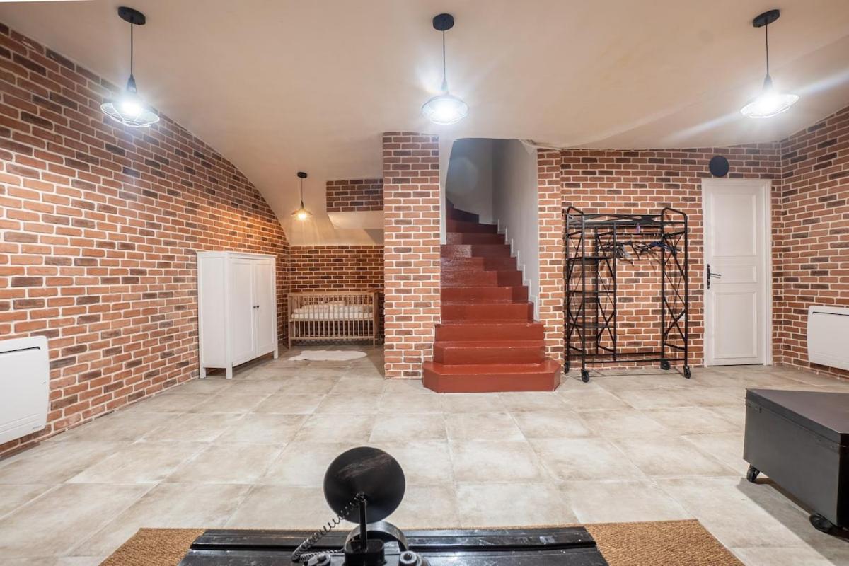 2 Etages - Metro 9 Grands Boulevards - Folies Bergeres Apartment