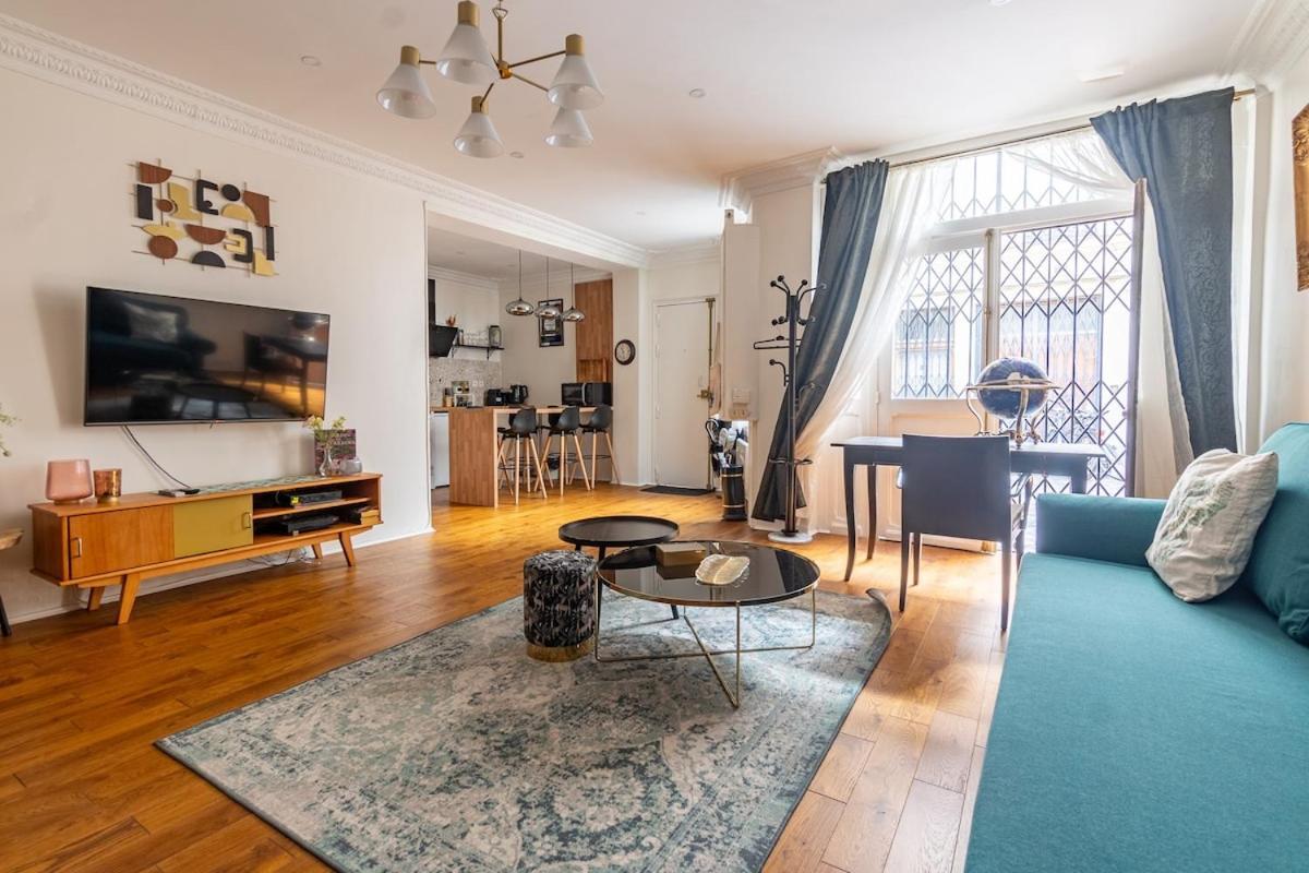 2 Etages - Metro 9 Grands Boulevards - Folies Bergeres Apartment
