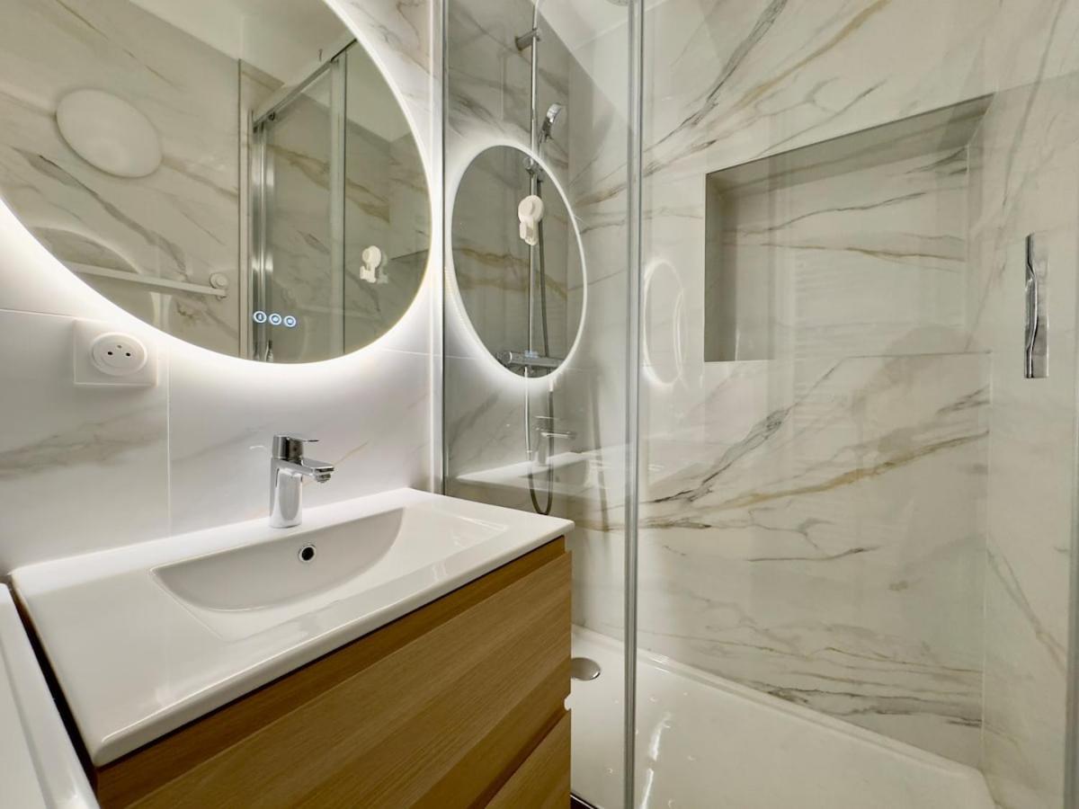Charming 4p- Eiffel Tower Face Appartement Paris
