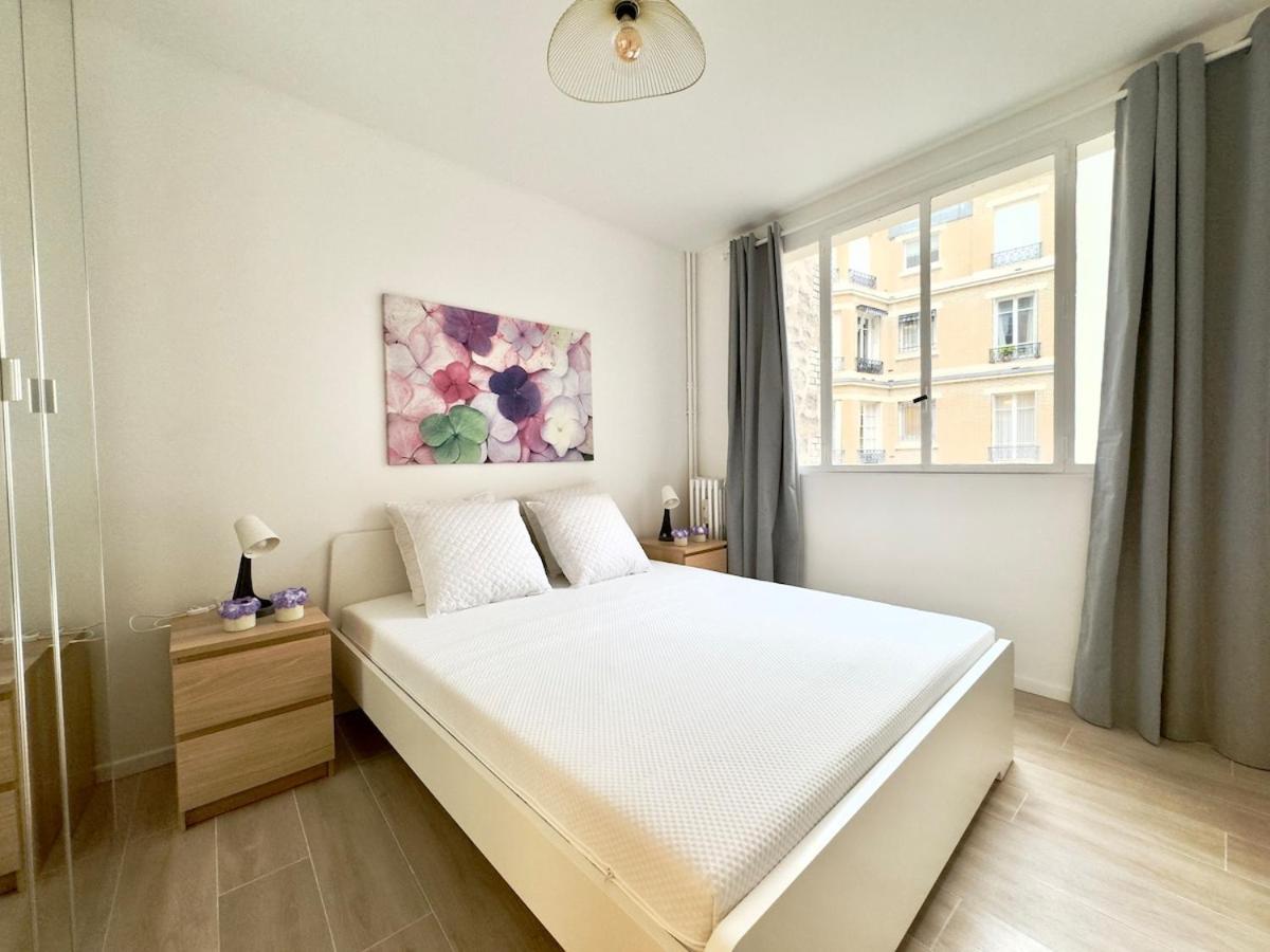 Appartement Charming 4p- Eiffel Tower Face Paris