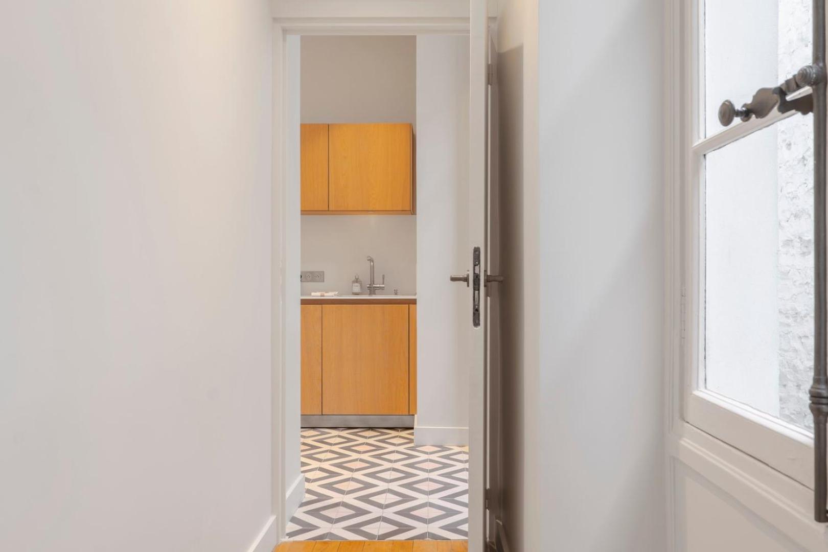 Apartment Chic 7th Elegance *