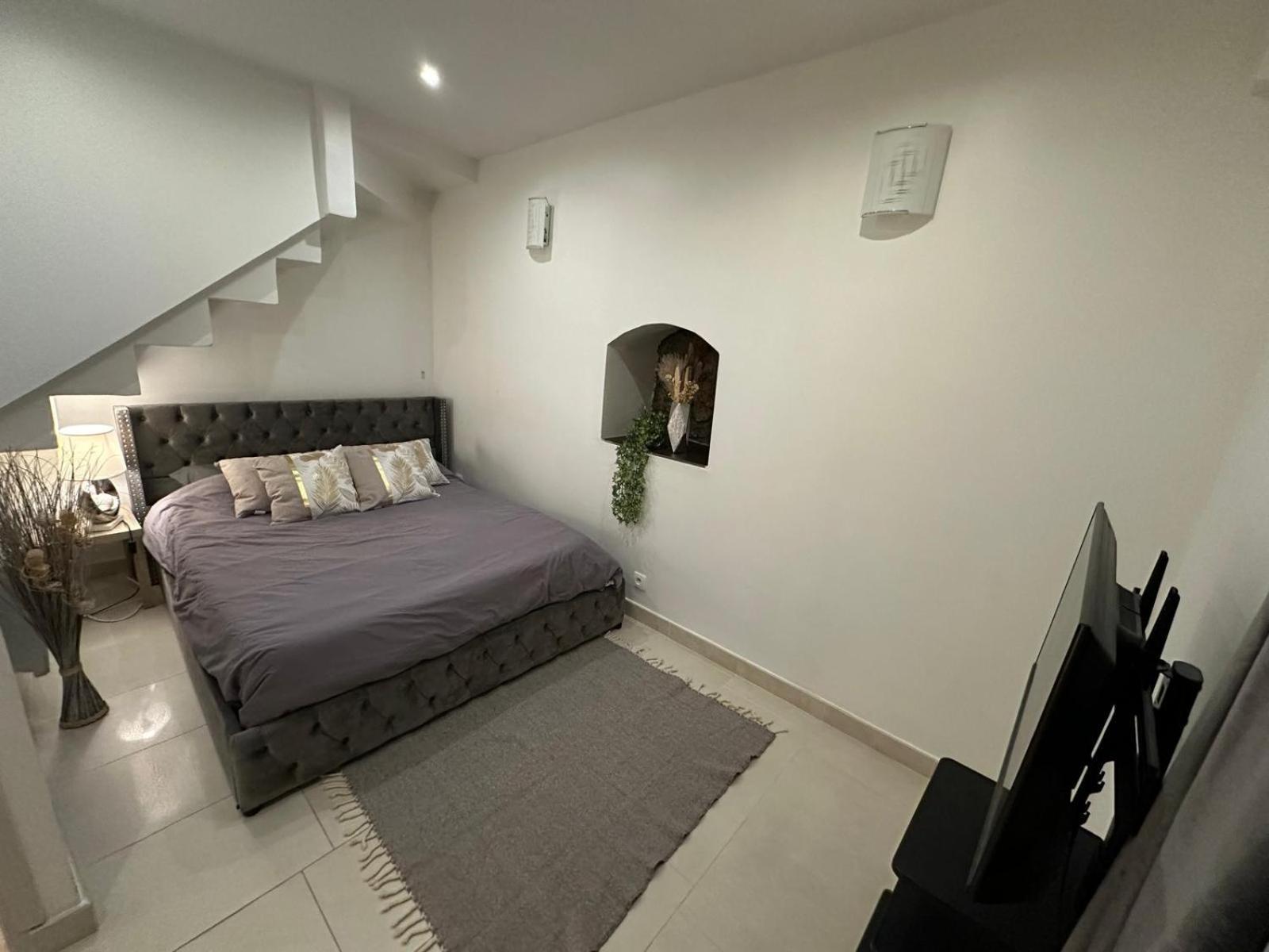 Apartment Les Champs Elysees-125m2 Modern And Spacious *