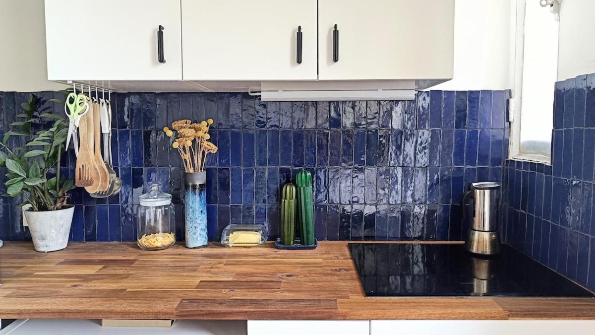 Sunny & Stylish 2-bedroom In Viet-namese District Paris