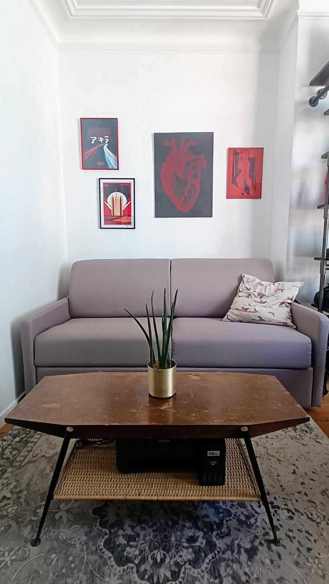 Sunny & Stylish 2-bedroom In Viet-namese District *