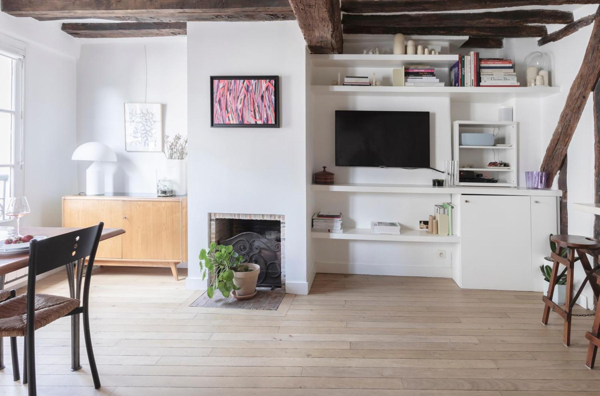 Notre-dame Stunning 2 Bedroom Air Conditioned Flat Apartment *