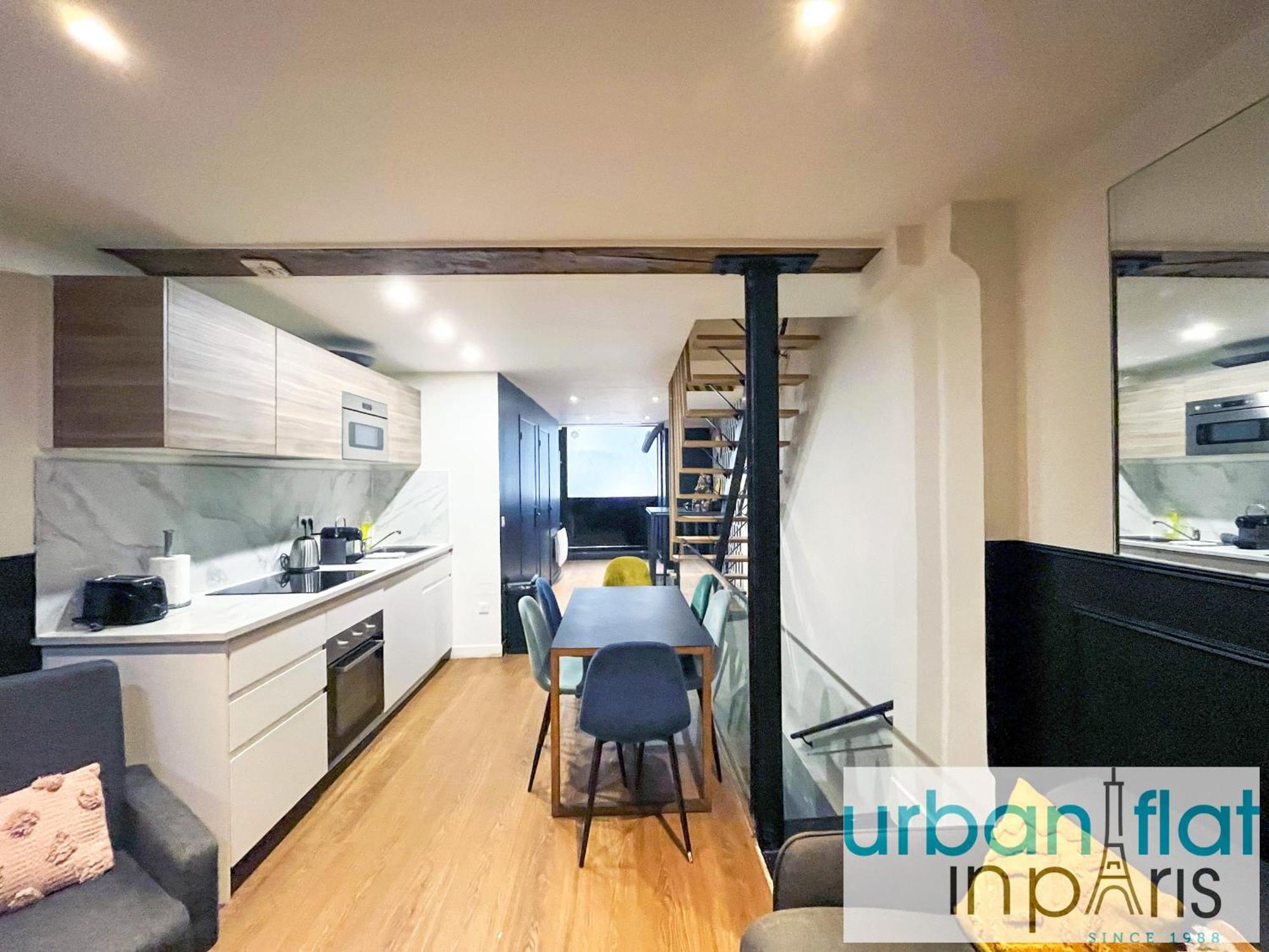 Urban Flat 31 - Charming Triplex In Apartment