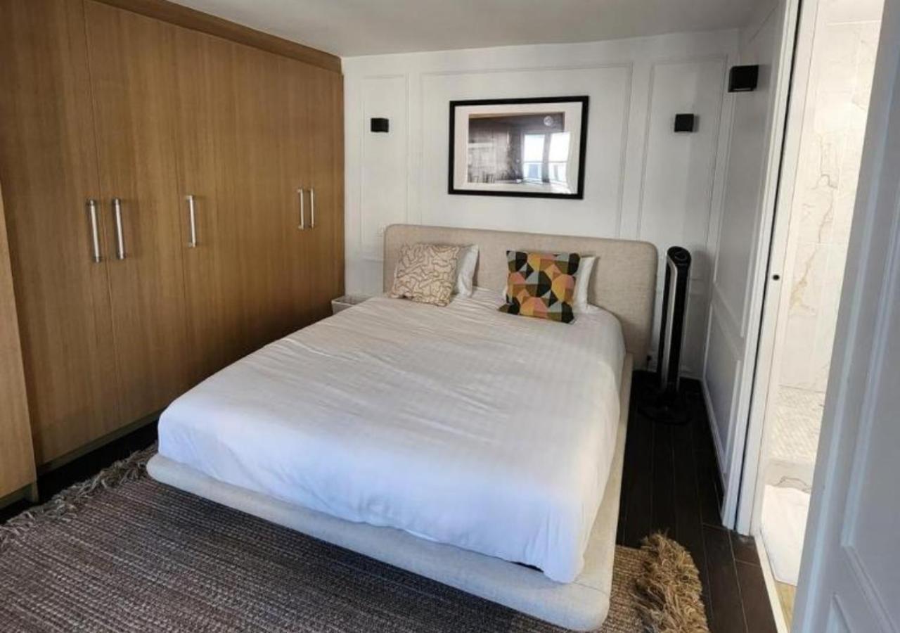 Appartement Le Moka - Duplex & Bright- Near Champs-elysees *