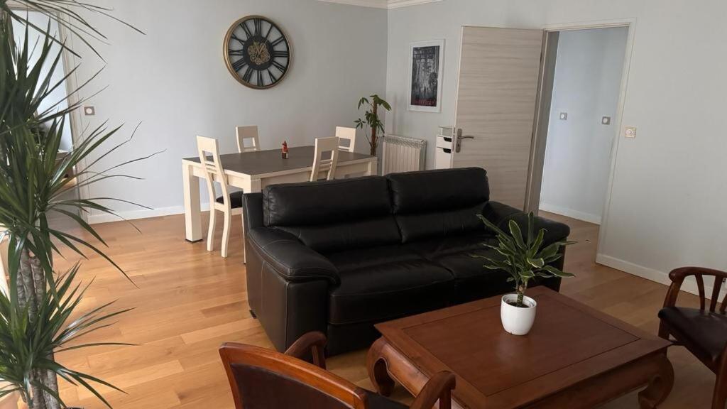 Bastille Near Monument 3p 2 Beds Space Paris