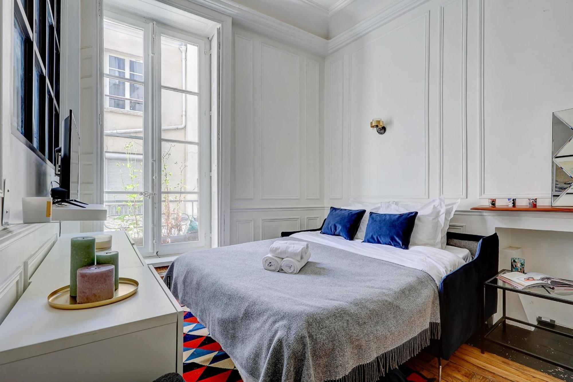 Bnbnova - Heart Of Le Marais Paris