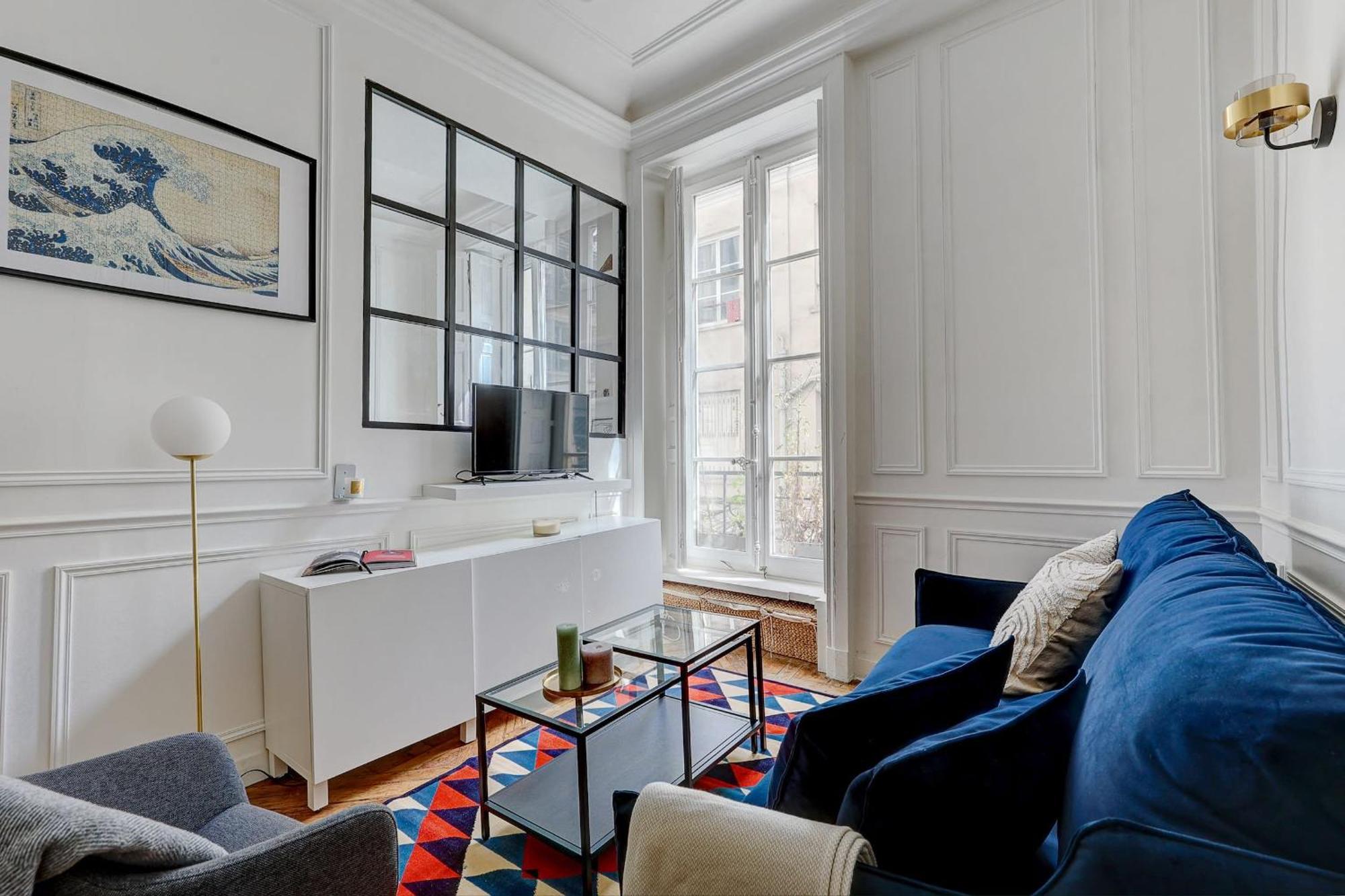 Bnbnova - Heart Of Le Marais Apartment