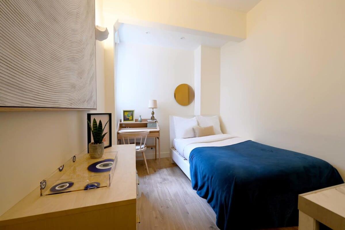 Apartment Elegant Avenue Montaigne