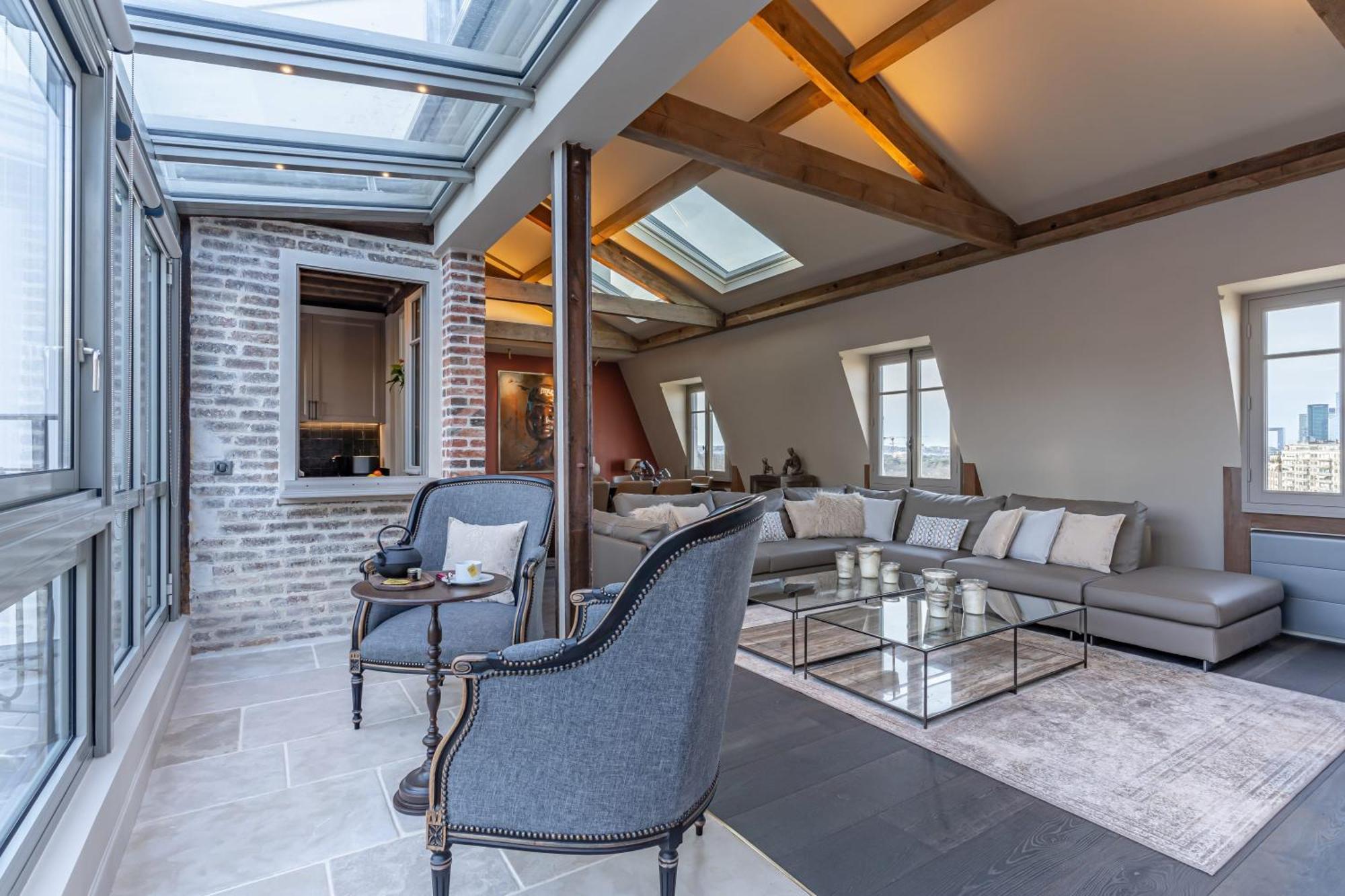 Lovely Penthouse With Terrasse Paris