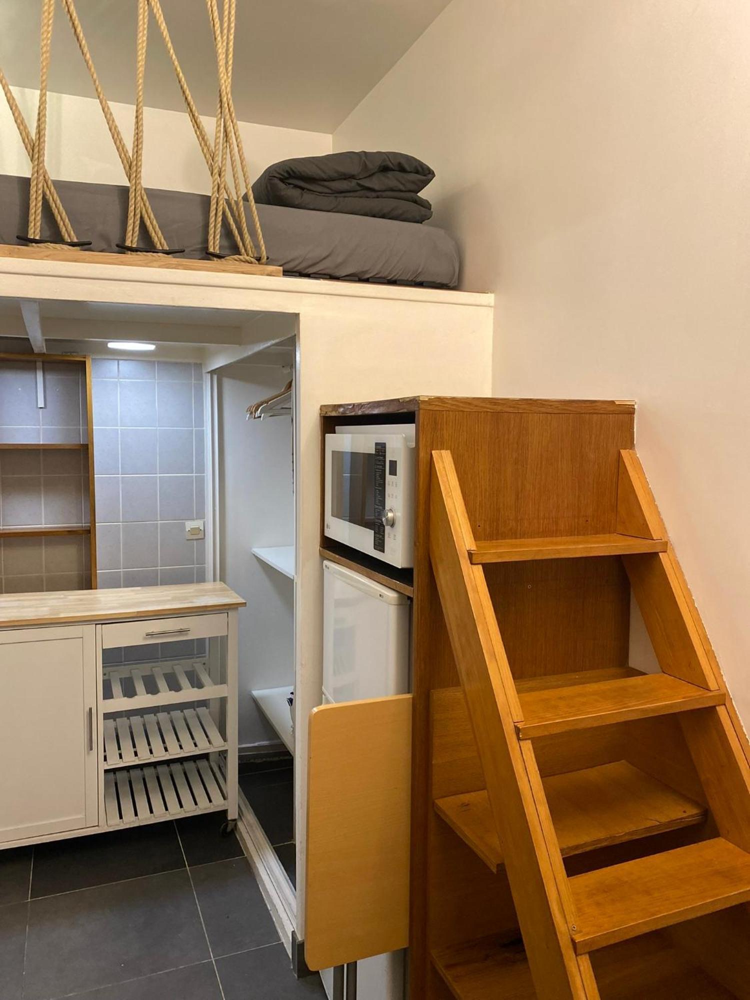 Le 4 Apartment