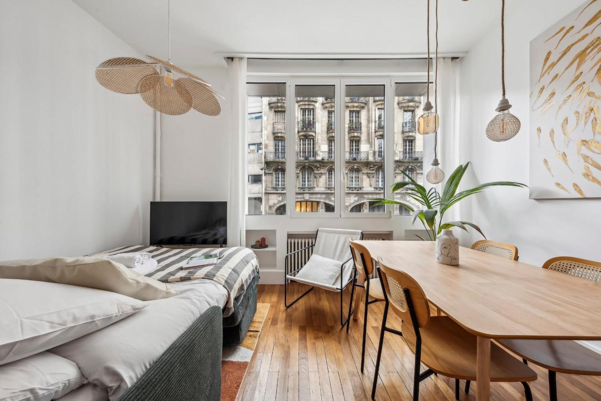 Apartment Bnbnova - Le Louvre & De