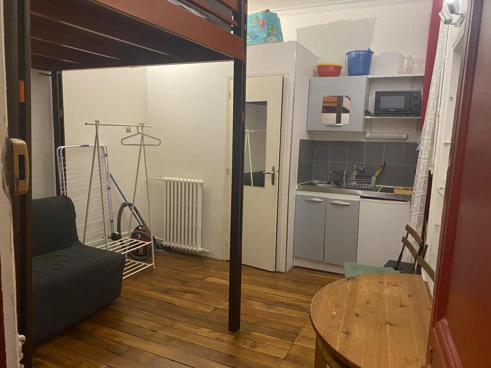 Cosy Next To Louvre Apartment