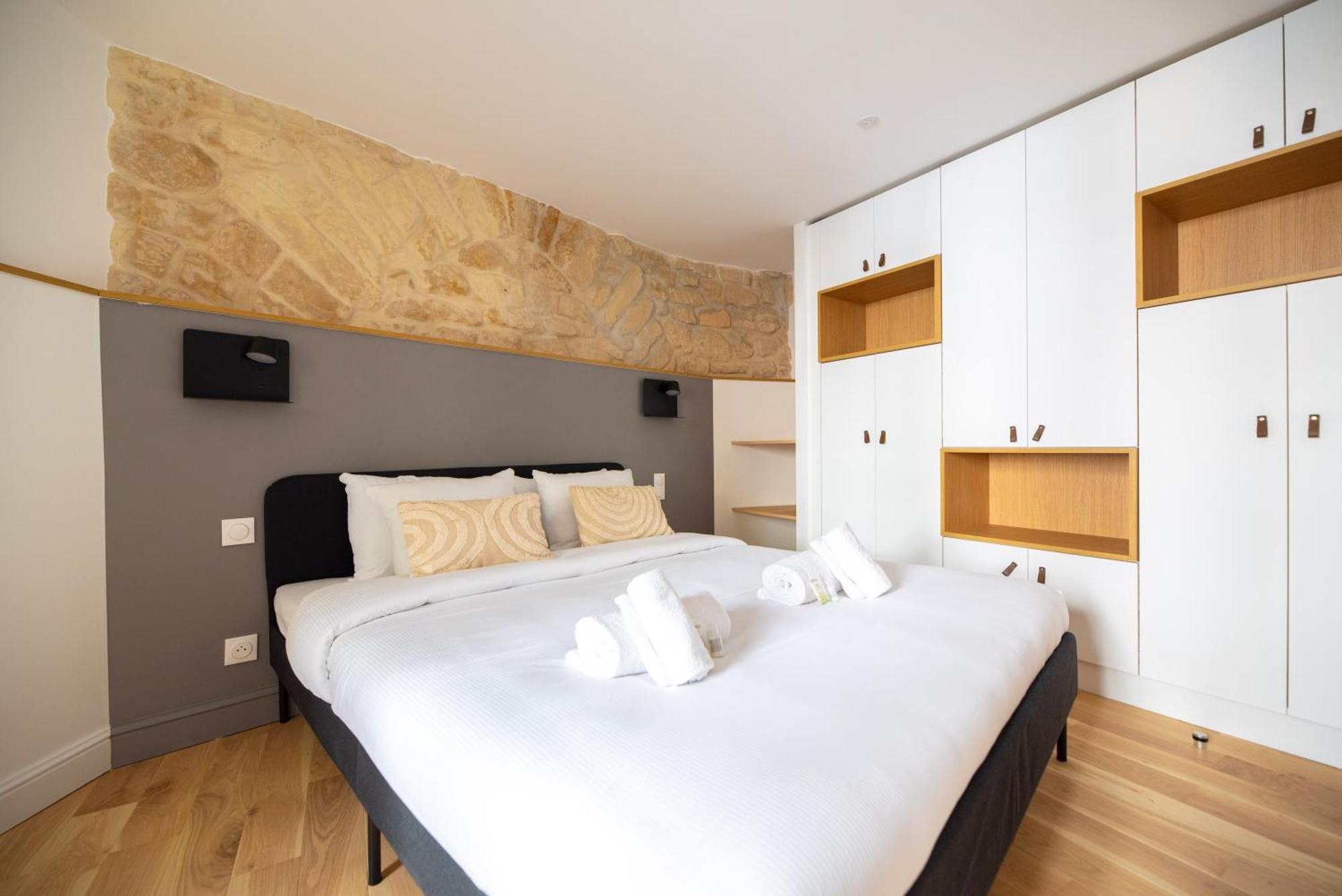 Apartment Cia - Les Halles-rivoli 6p Paris