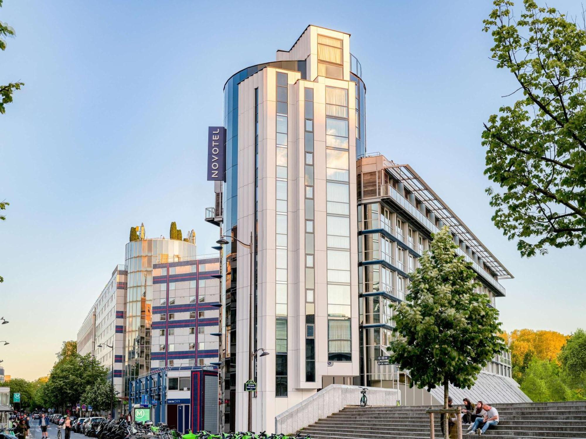 Novotel Centre Bercy 4*
