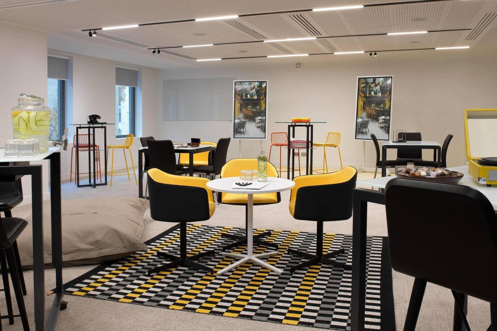 Courtyard By Marriott Gare De Lyon Hotel Paris