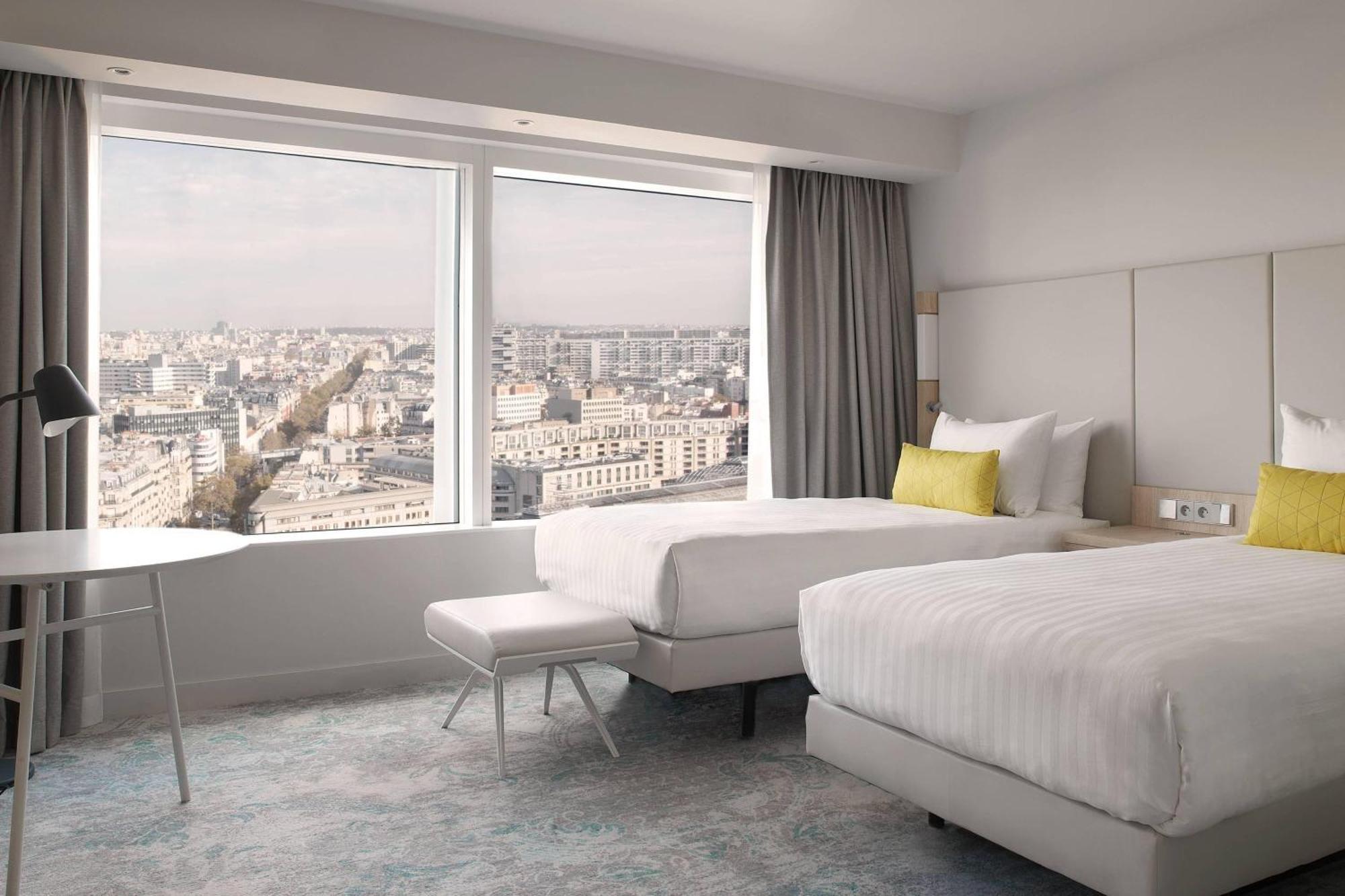 Hotel Courtyard By Marriott Gare De Lyon 4*