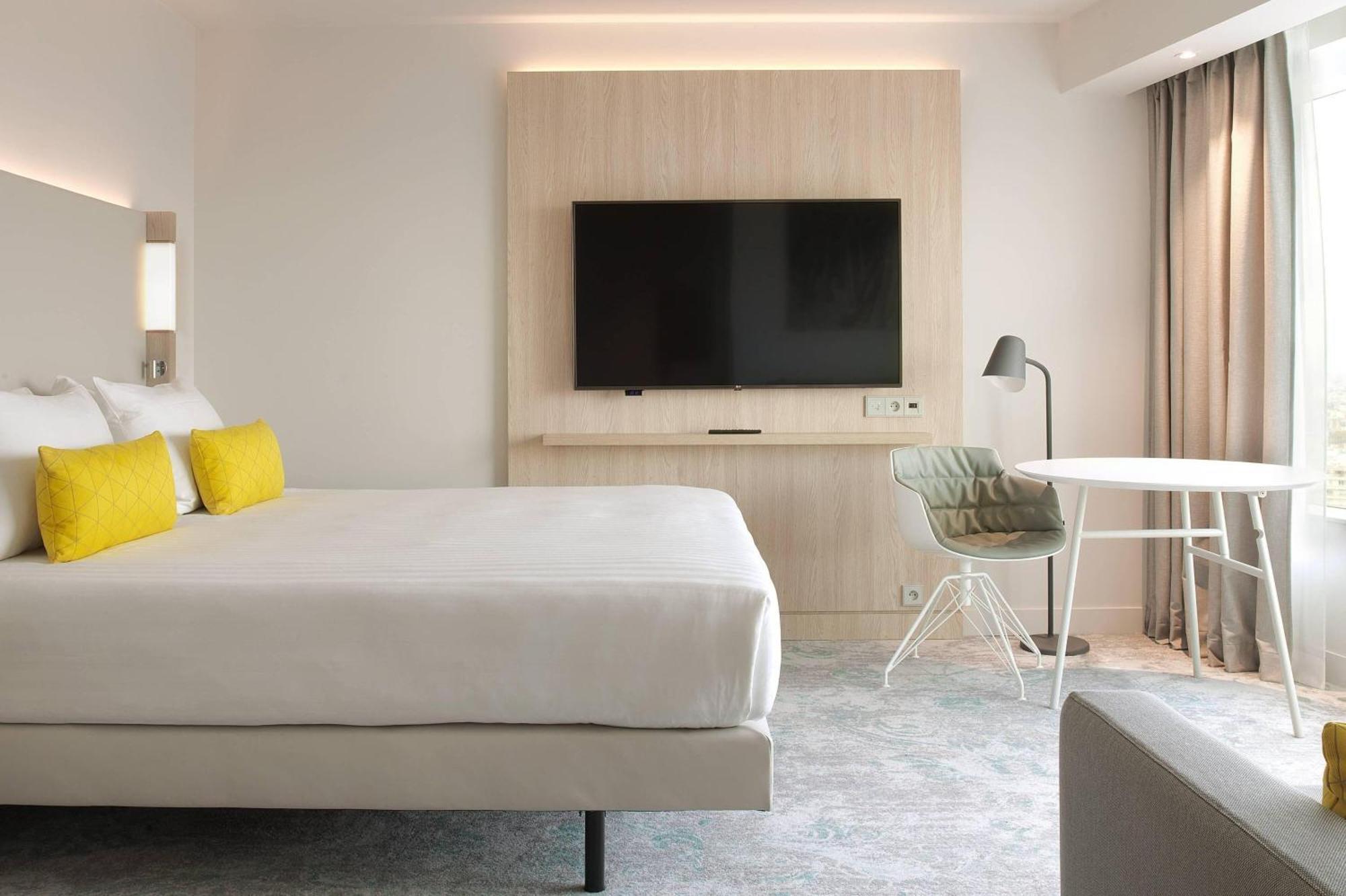 Courtyard By Marriott Gare De Lyon 4* Paris