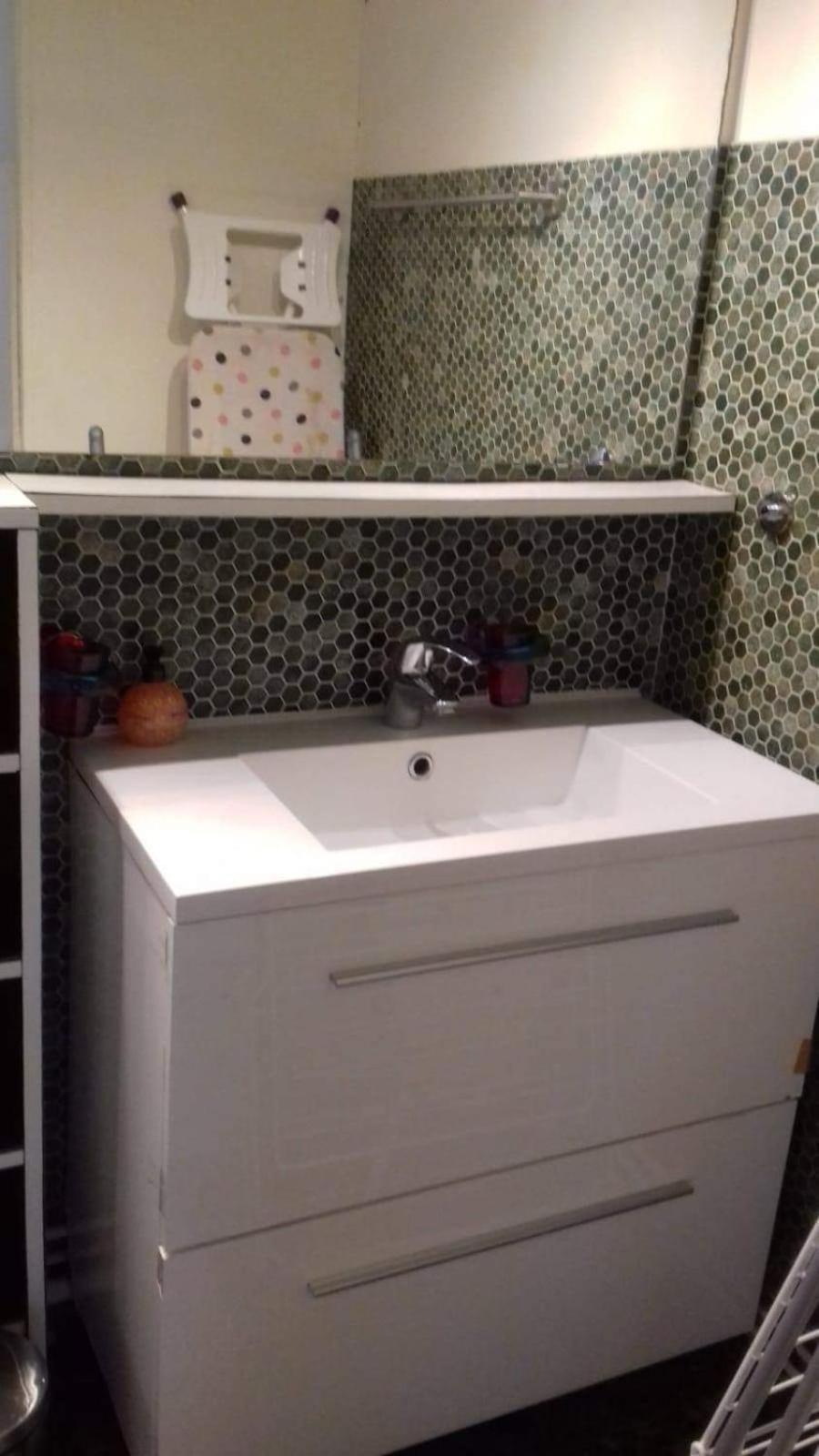 Quiet Bedroom, Comfy King Size Bed, Shared Bathroom, Center *