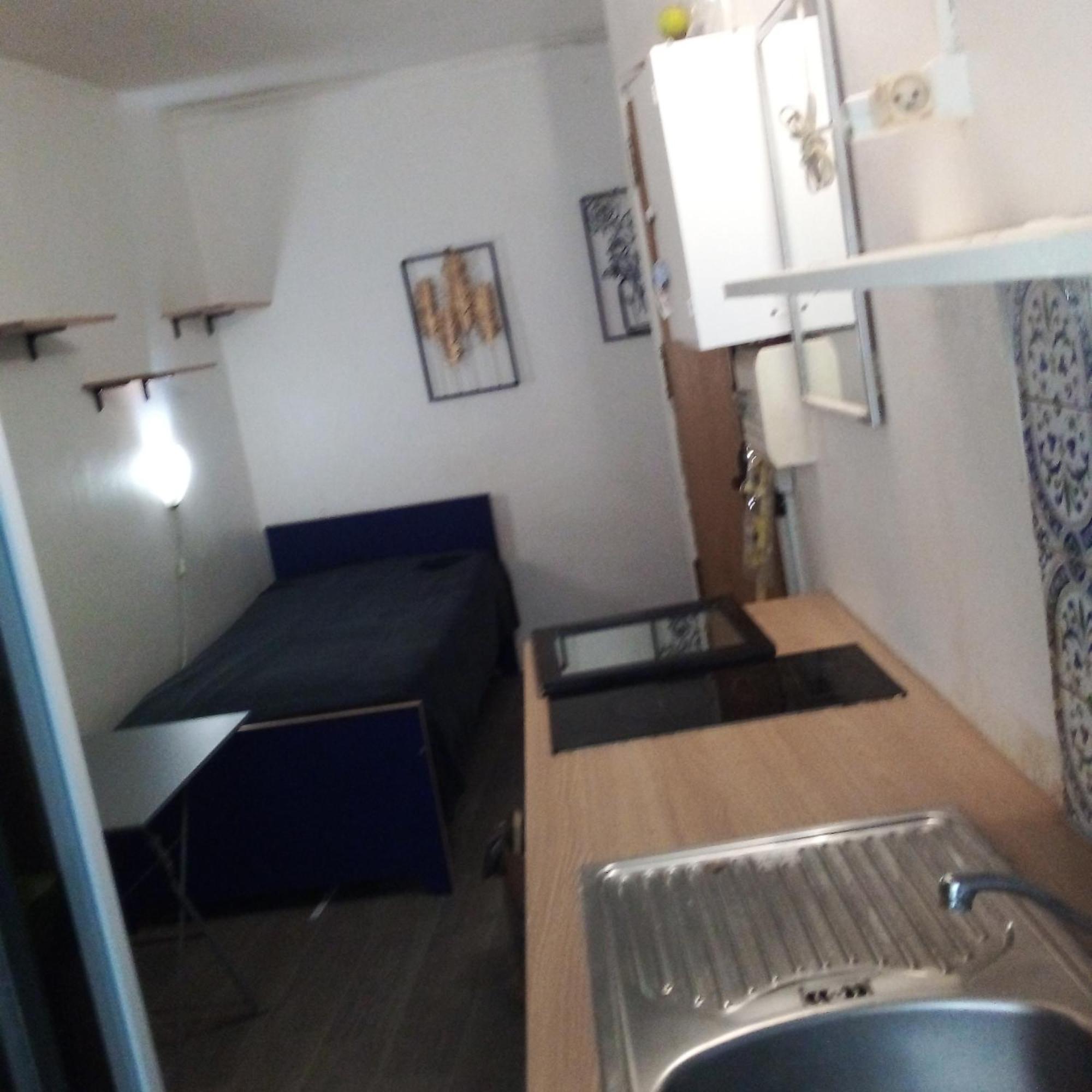 Apartment Studio Centre De Paris En Face De La Seine