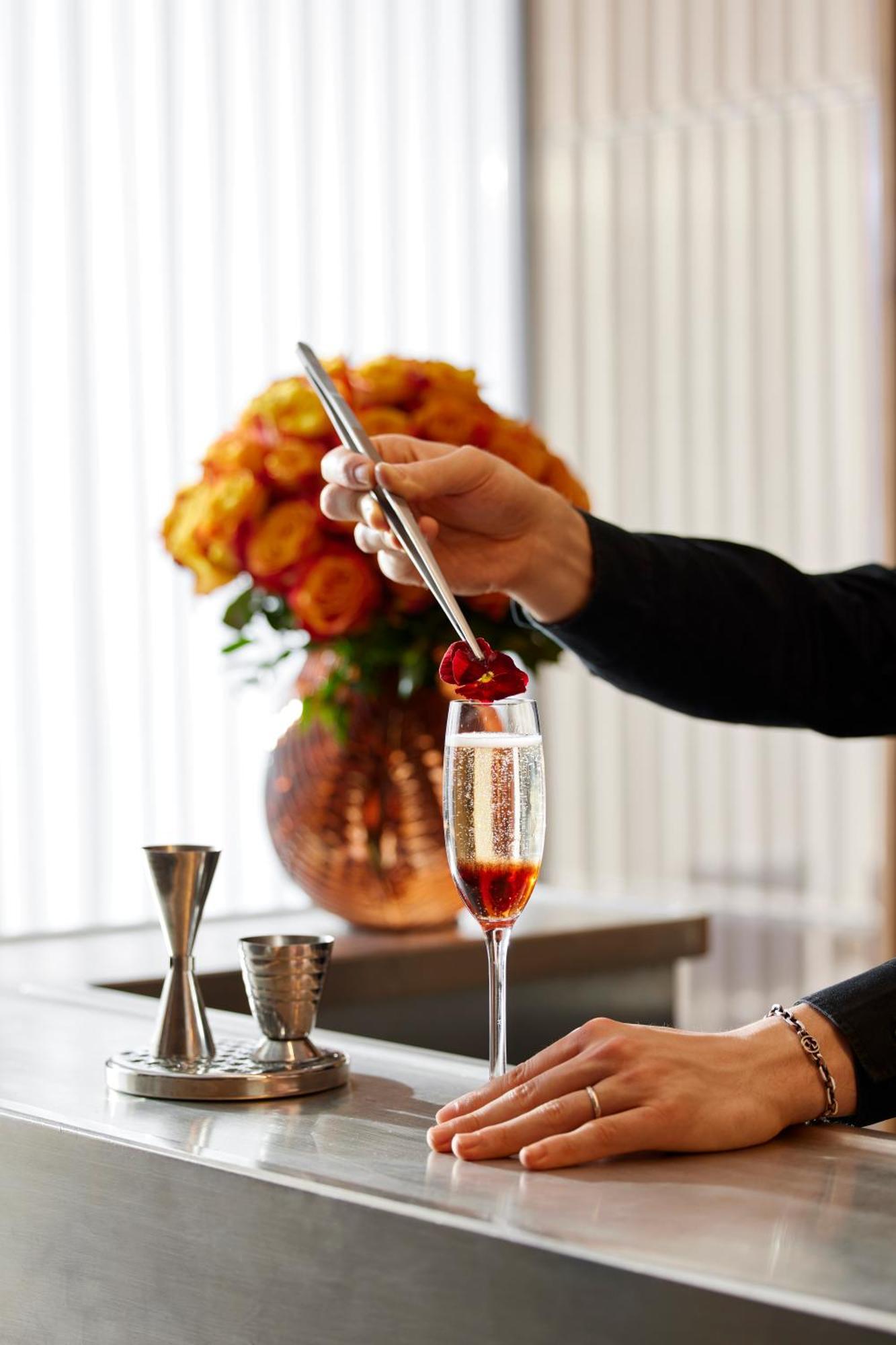 Hotel Sofitel Arc De Triomphe