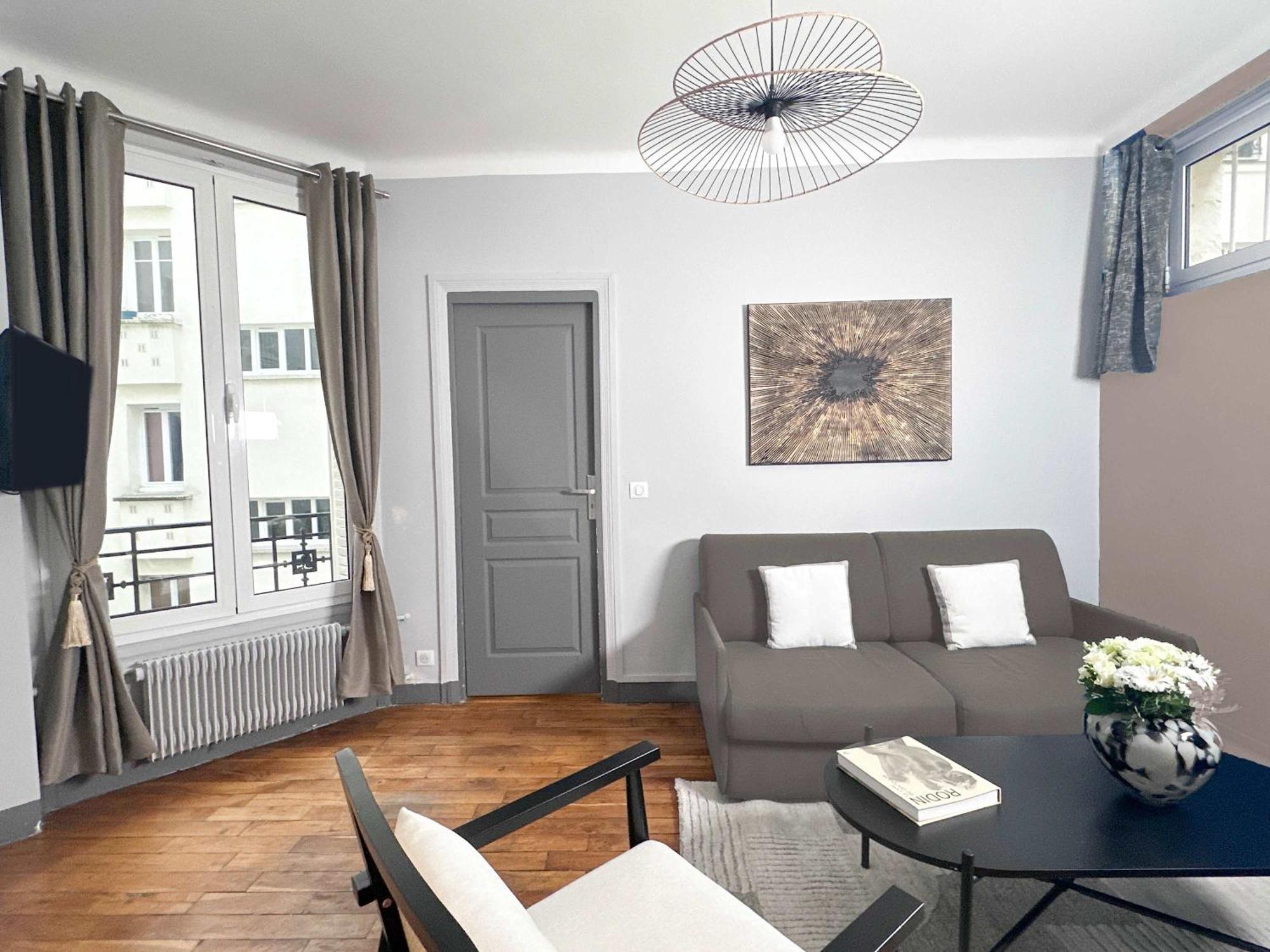 Cosy Hideaway Near Montparnasse Paris