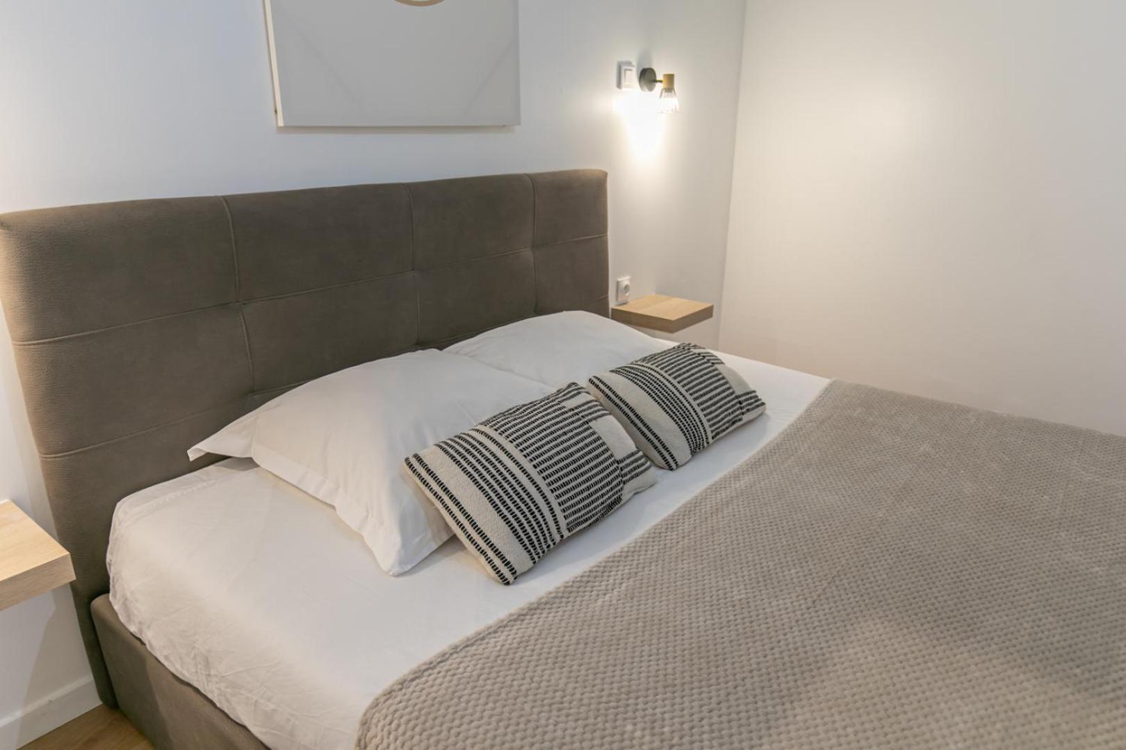 Mba - Courcelles - Splendide Appartement *