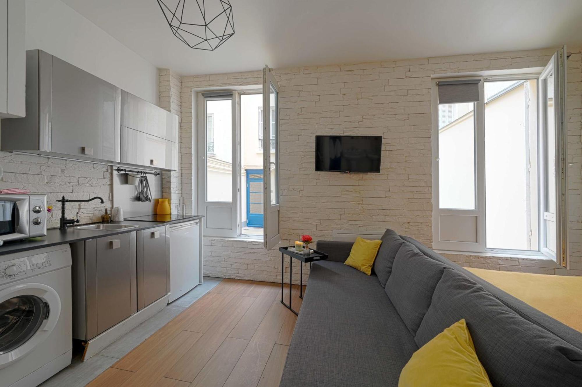 Beautiful Modern Close To Champ De Mars