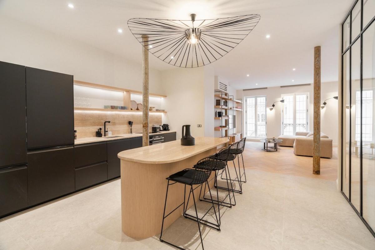 Luxury Of 140 Sqm Apartment Paris