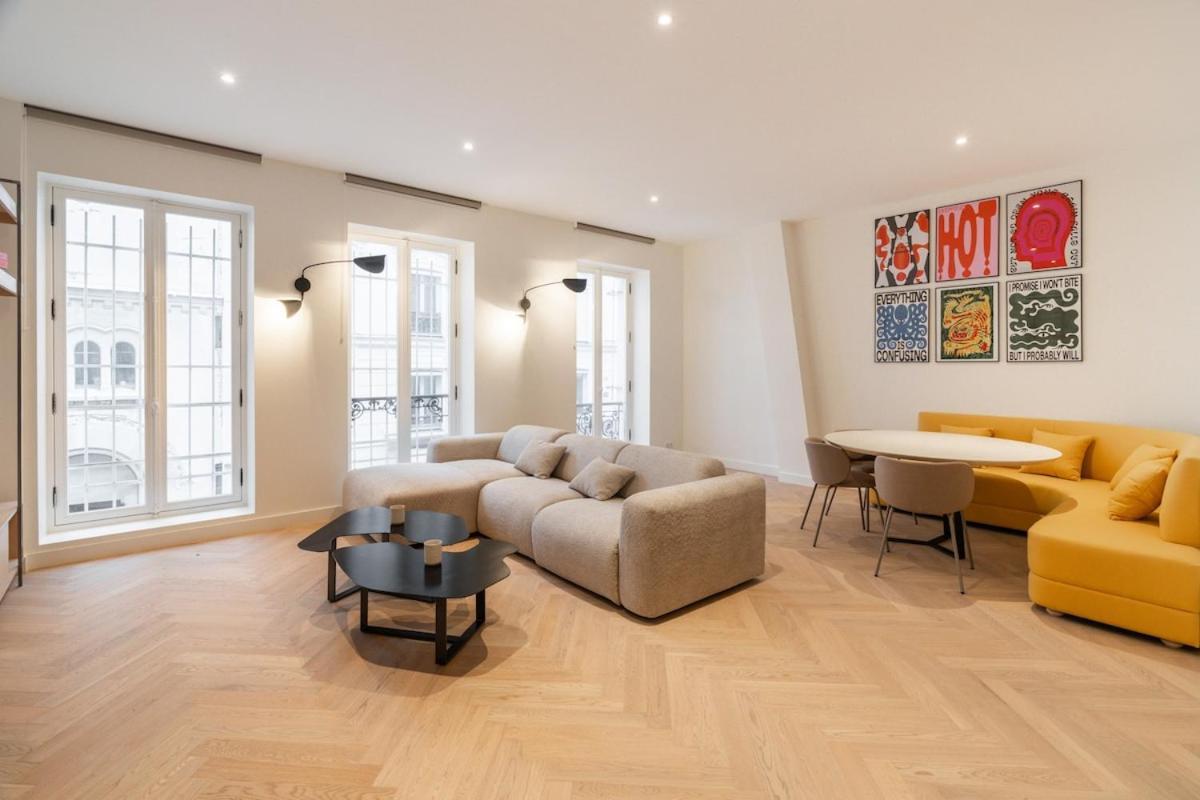 Luxury Of 140 Sqm Apartment Paris