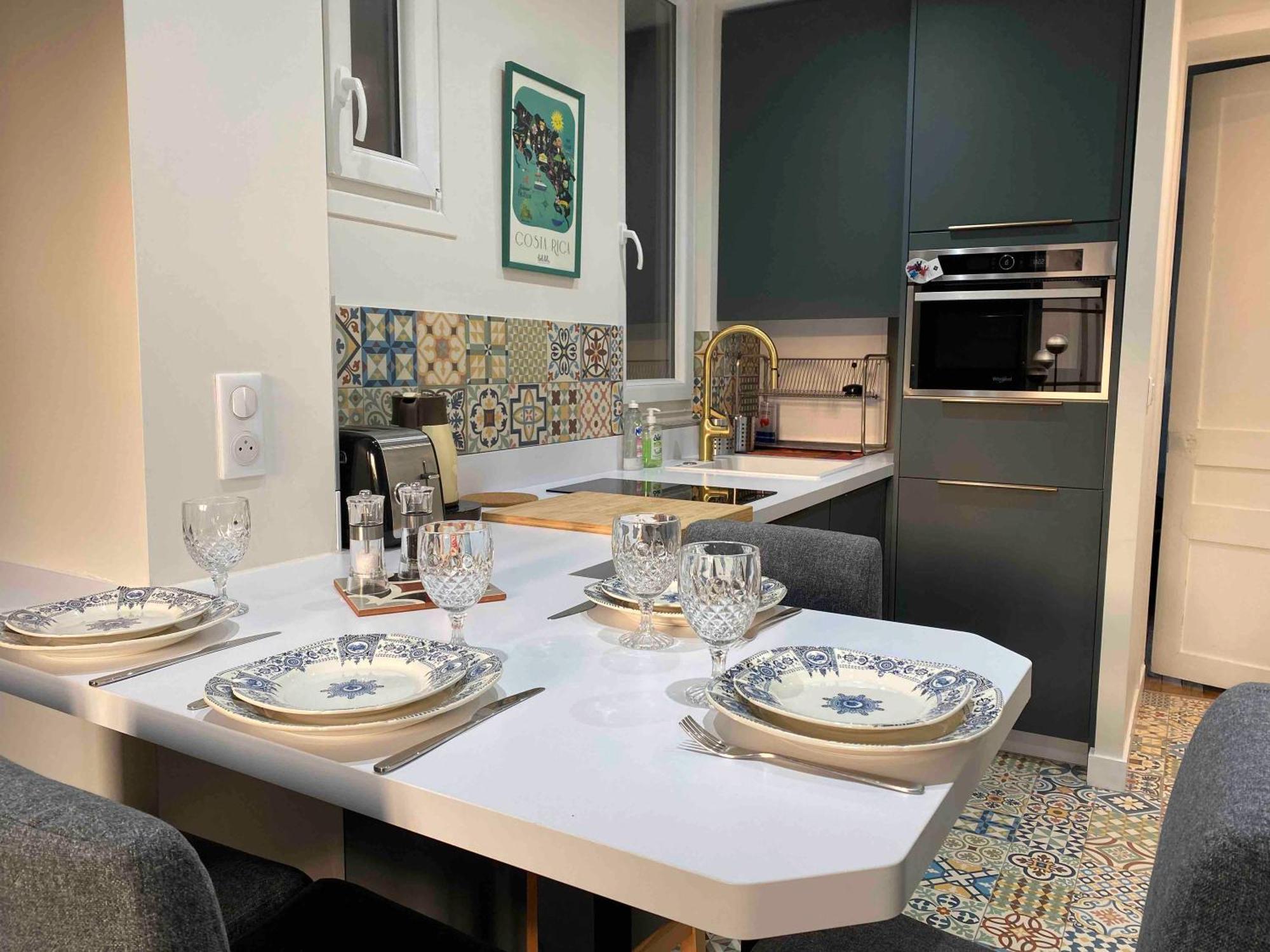 Superbe Quartier Latin Apartment *