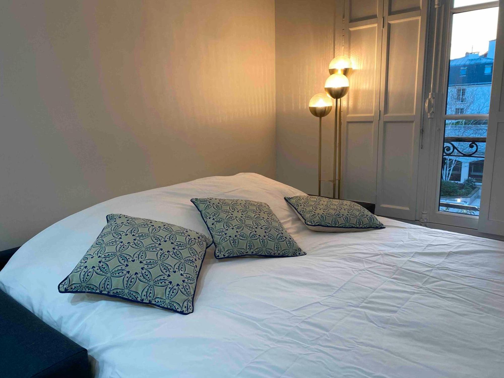 Superbe Quartier Latin Apartment *